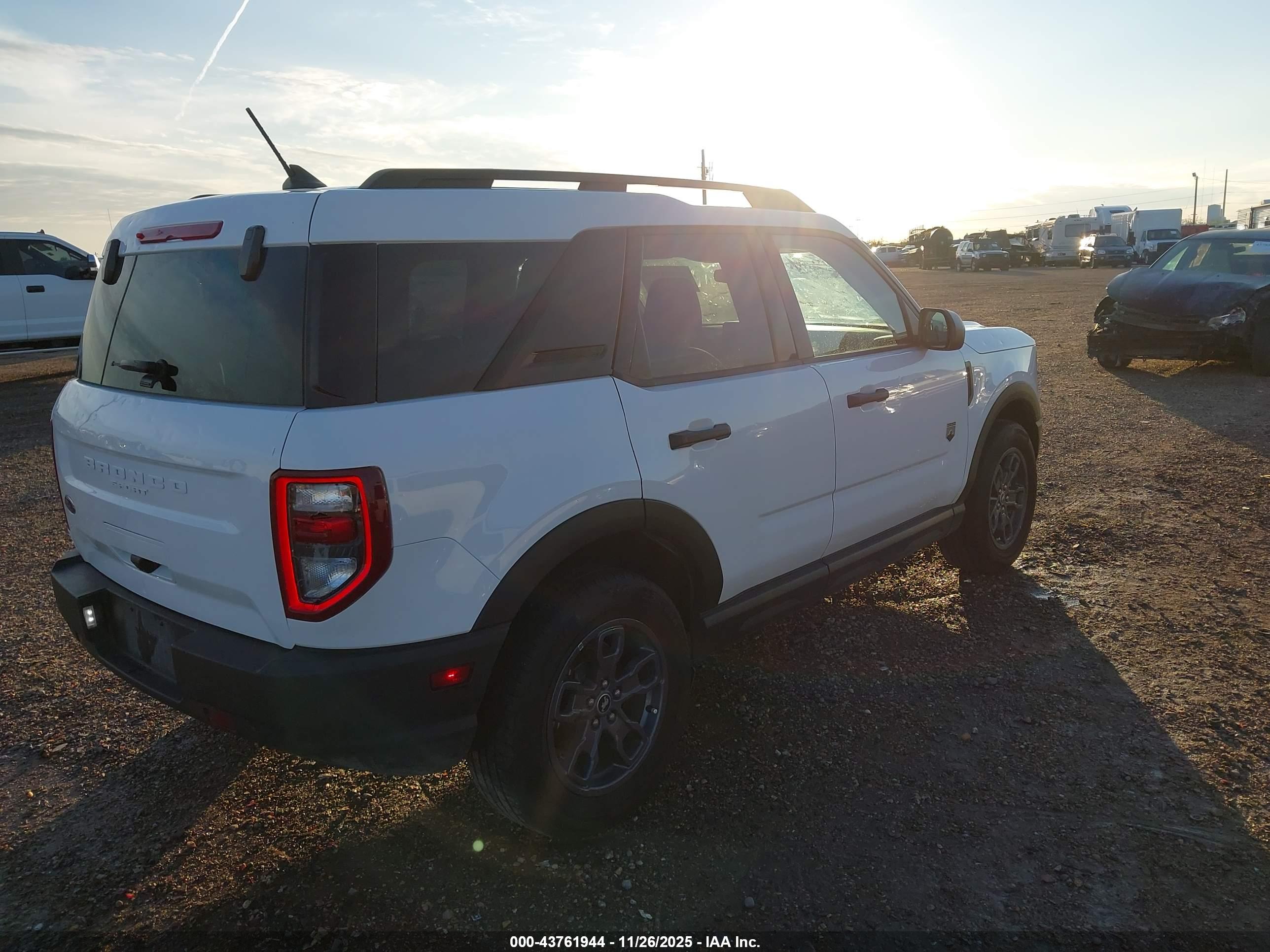 FORD BRONCO image 4