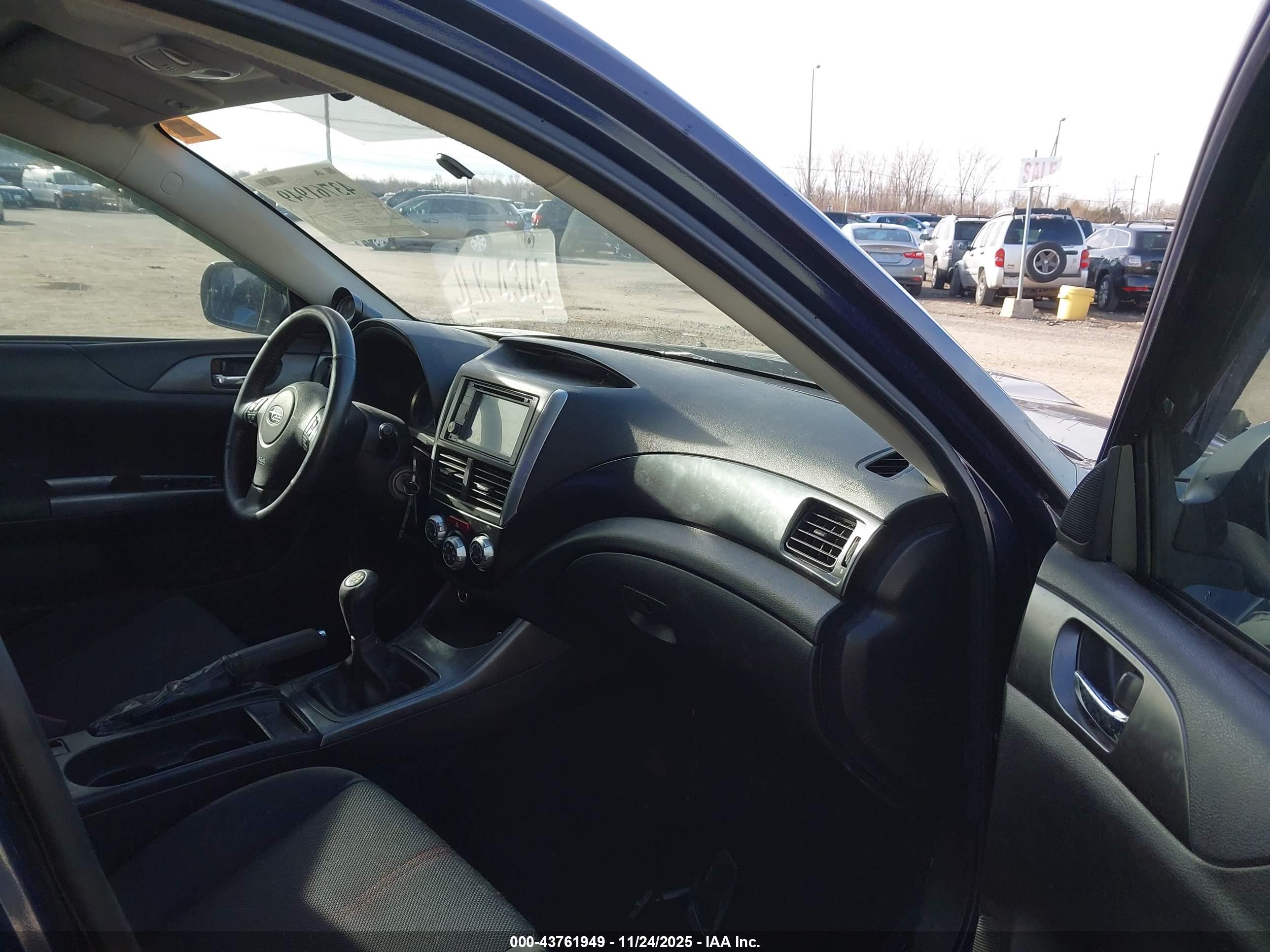 SUBARU IMPREZA image 5