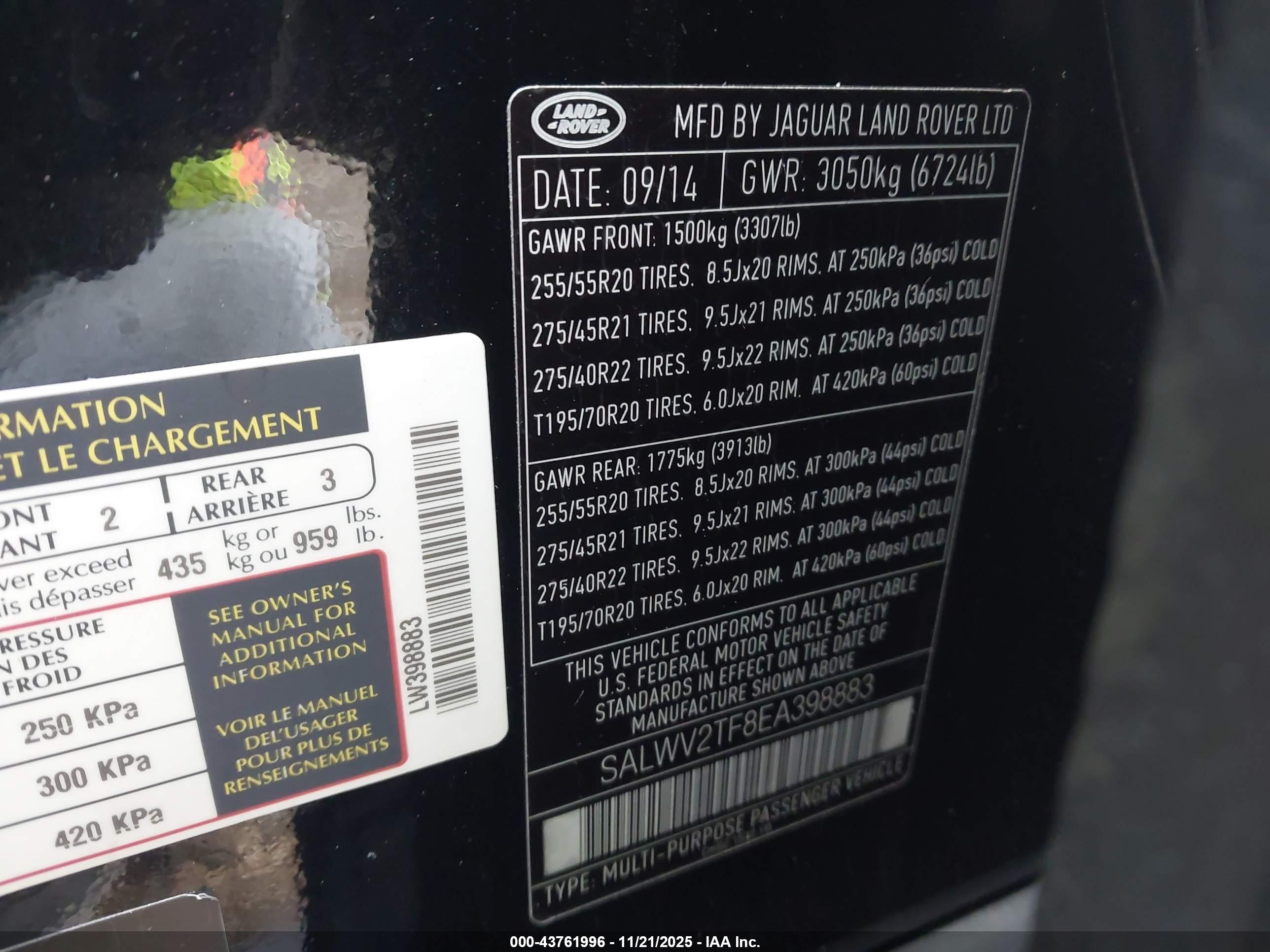 LAND ROVER image 9