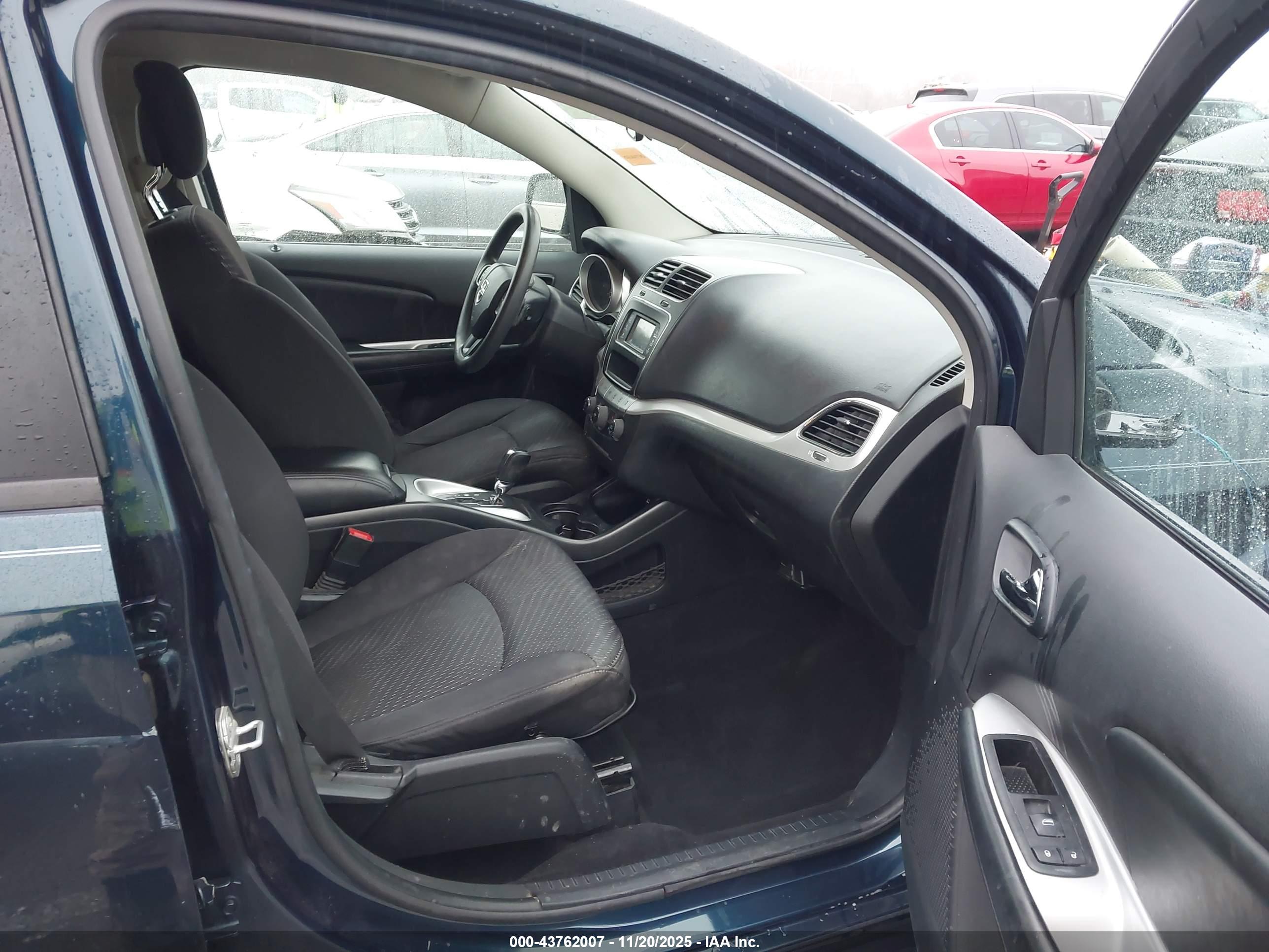 DODGE JOURNEY image 5