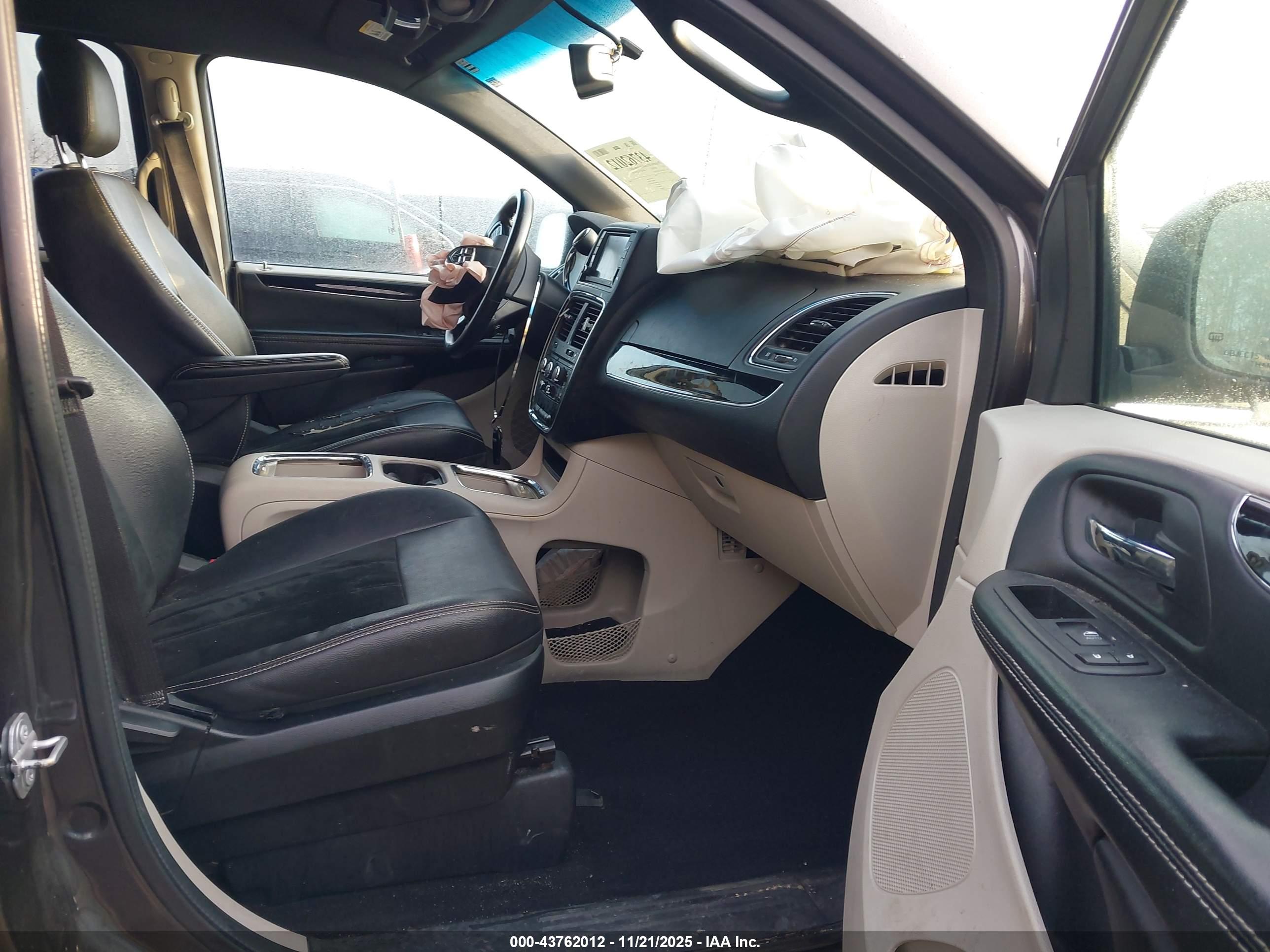 DODGE GRAND image 5