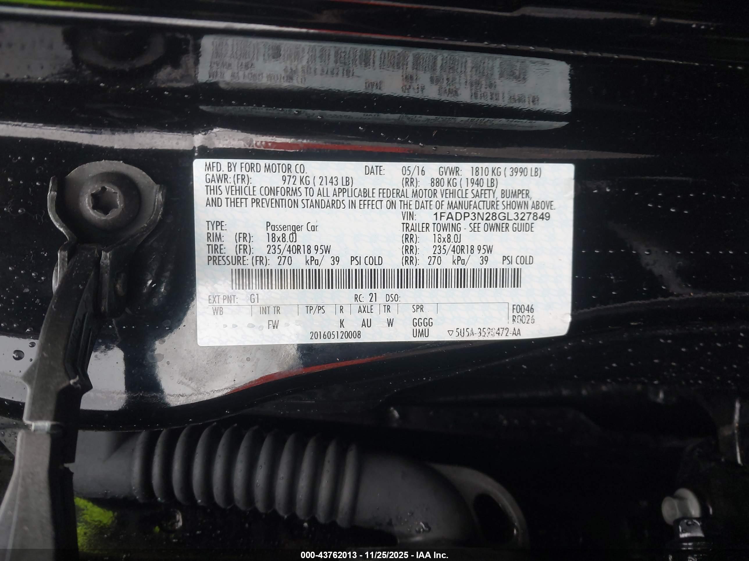 FORD FOCUS image 9