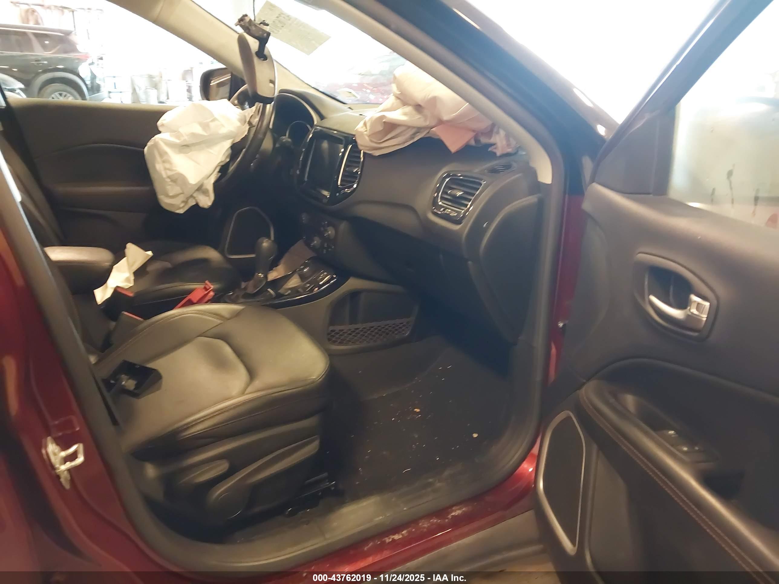 JEEP COMPASS image 5