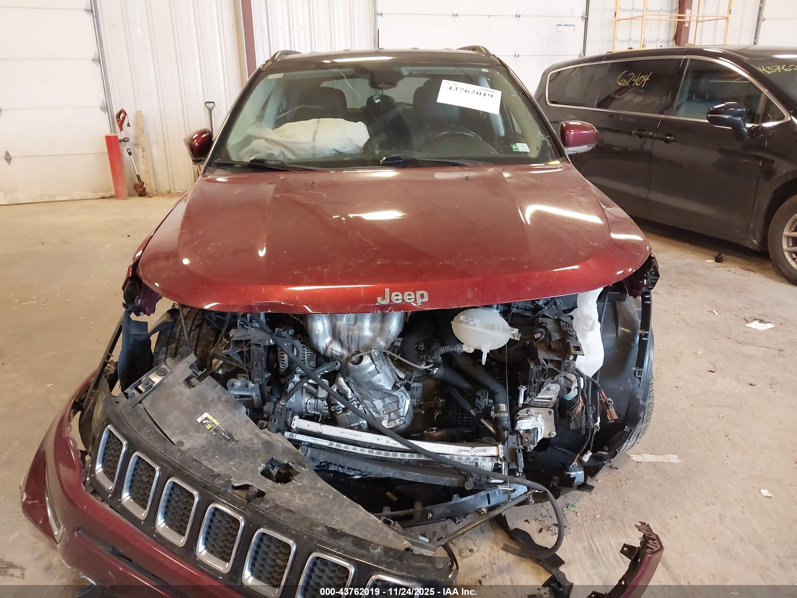 JEEP COMPASS image 6