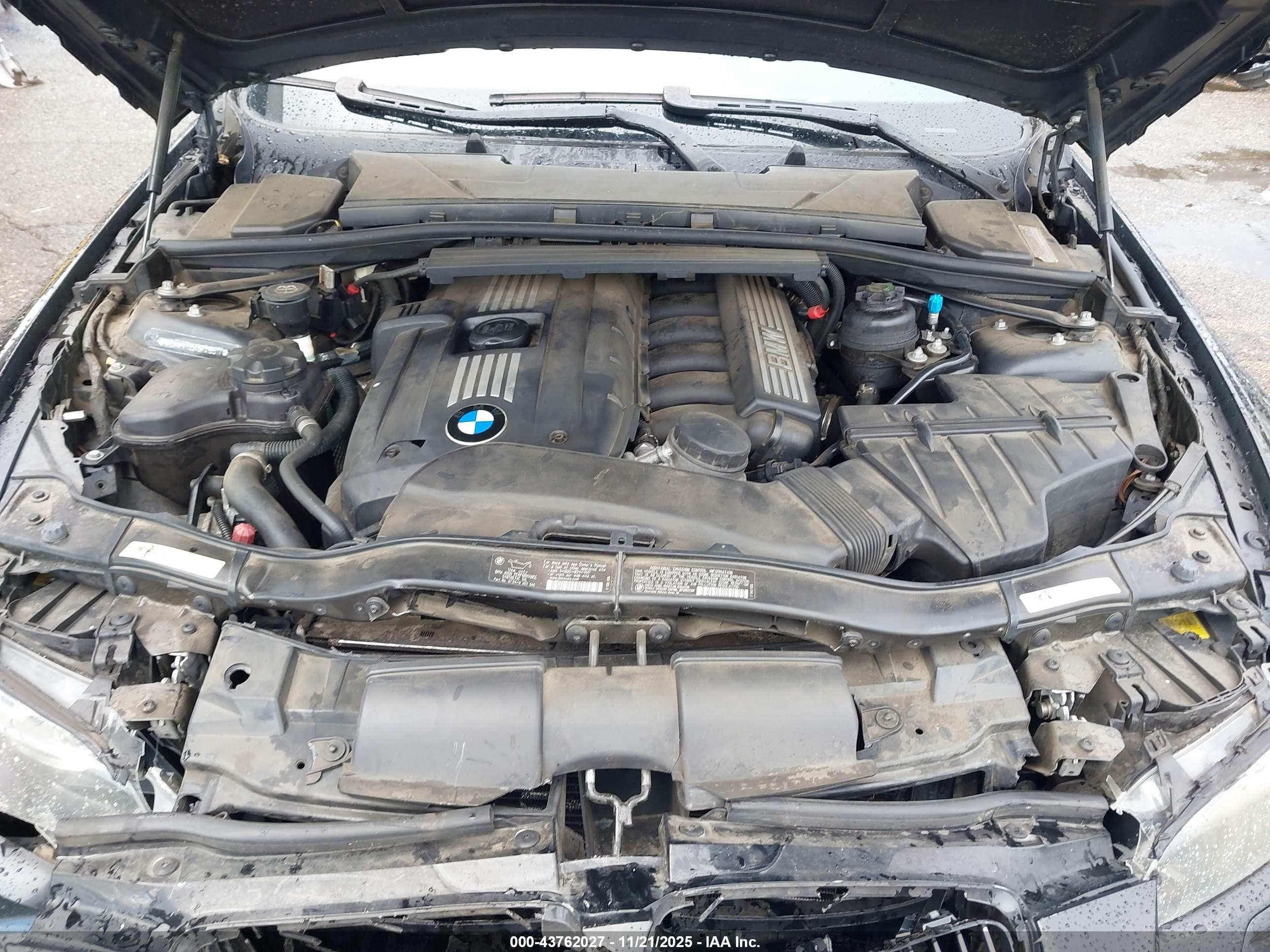 BMW 328I image 10