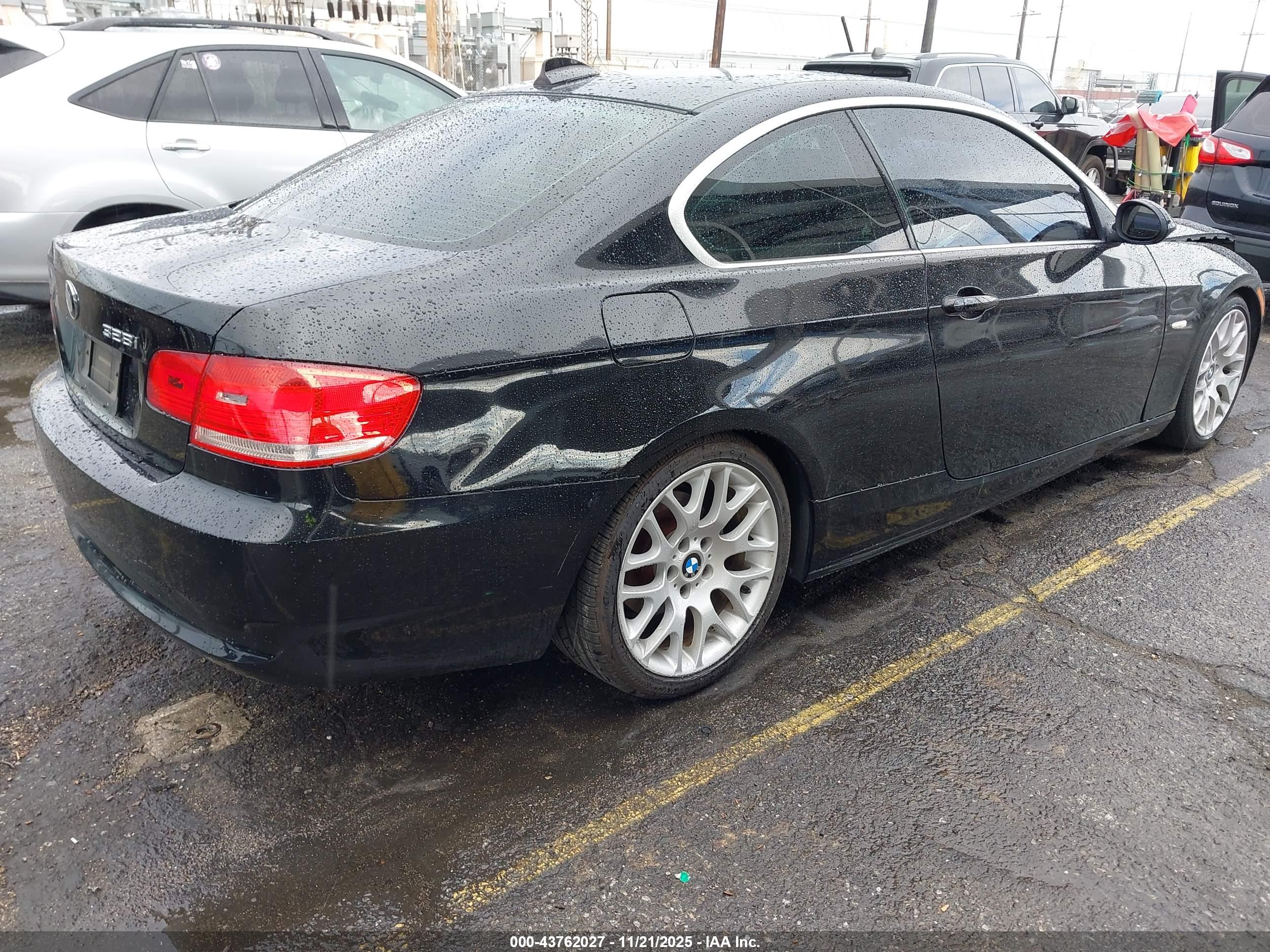 BMW 328I image 4