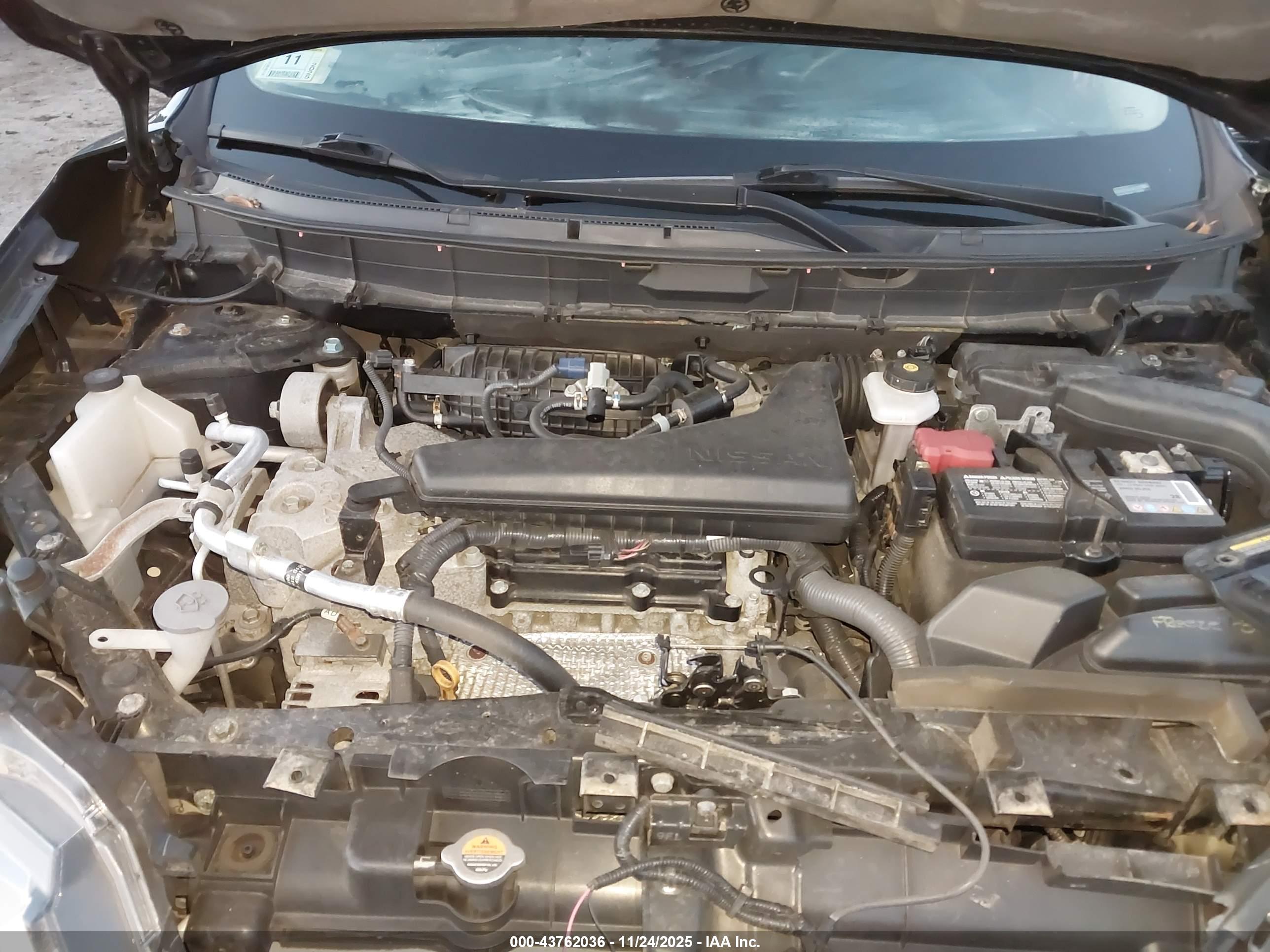 NISSAN ROGUE image 10