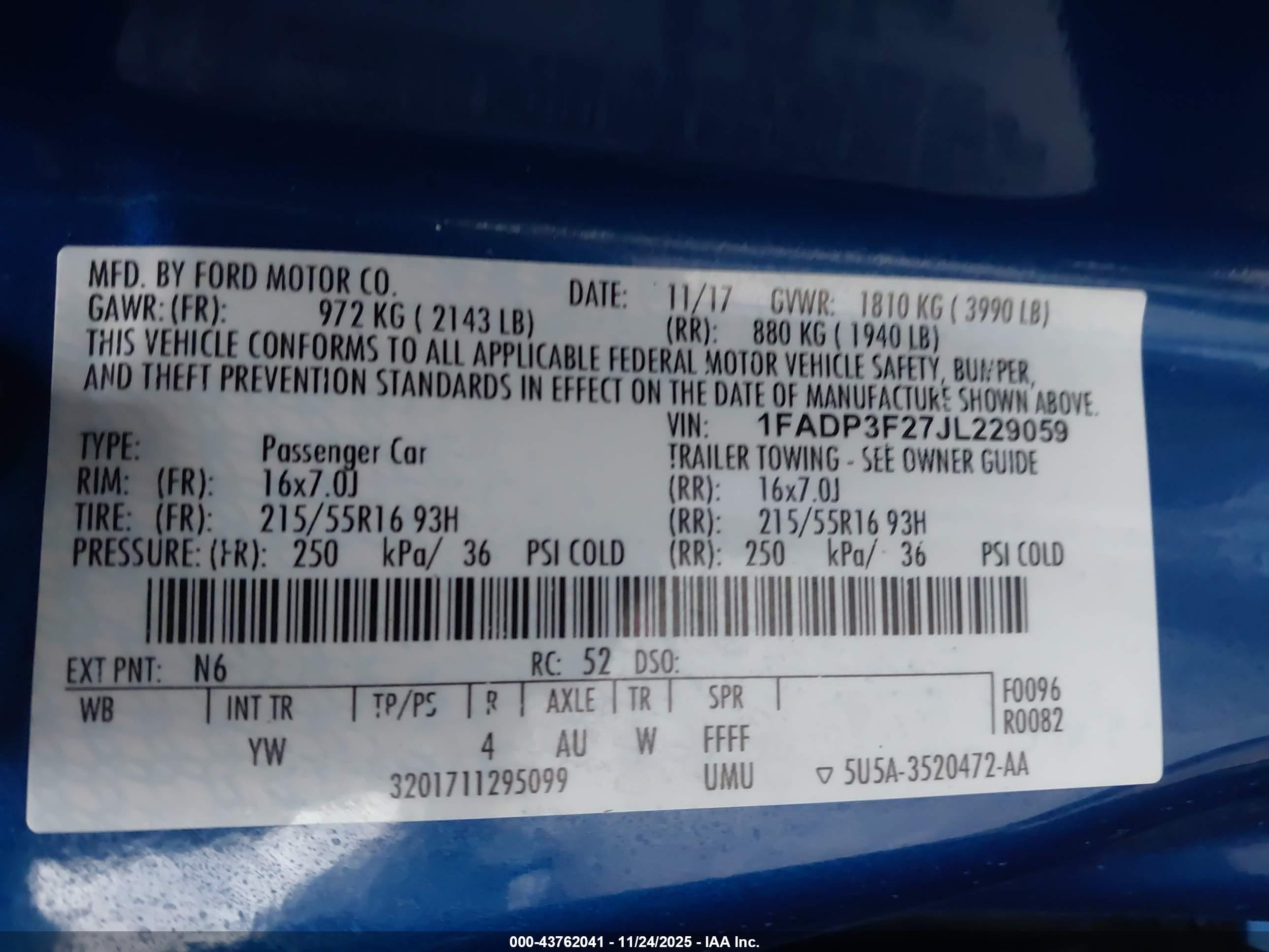 FORD FOCUS image 9