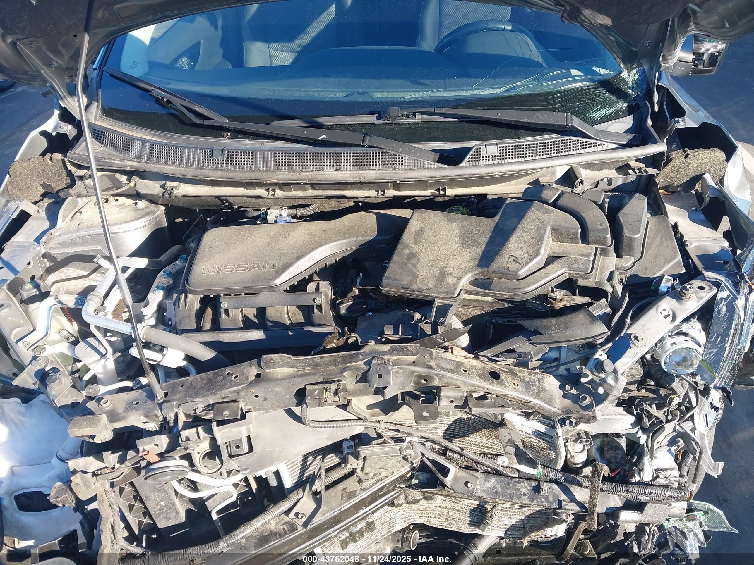 NISSAN ROGUE image 10