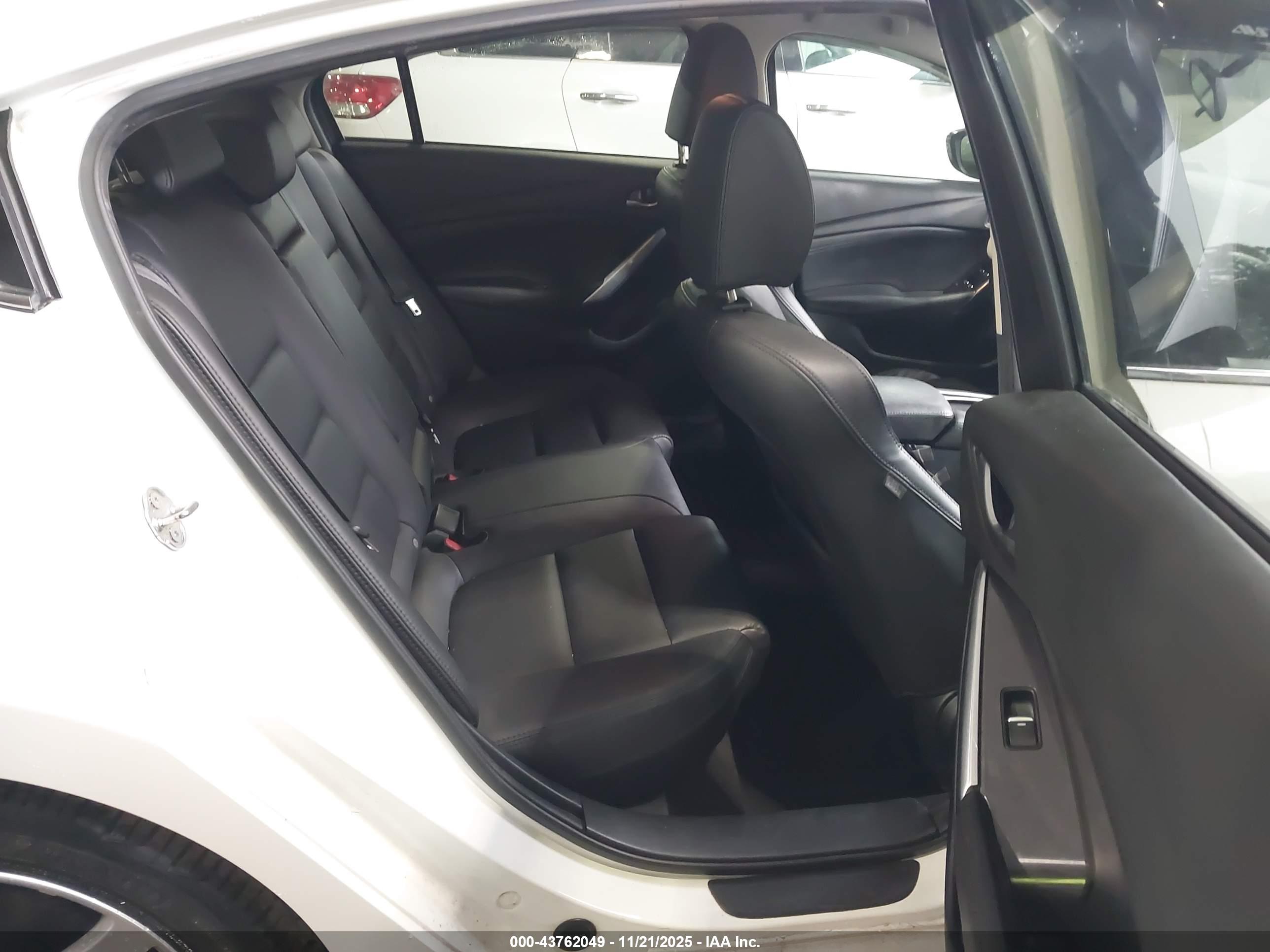 MAZDA MAZDA6 image 8