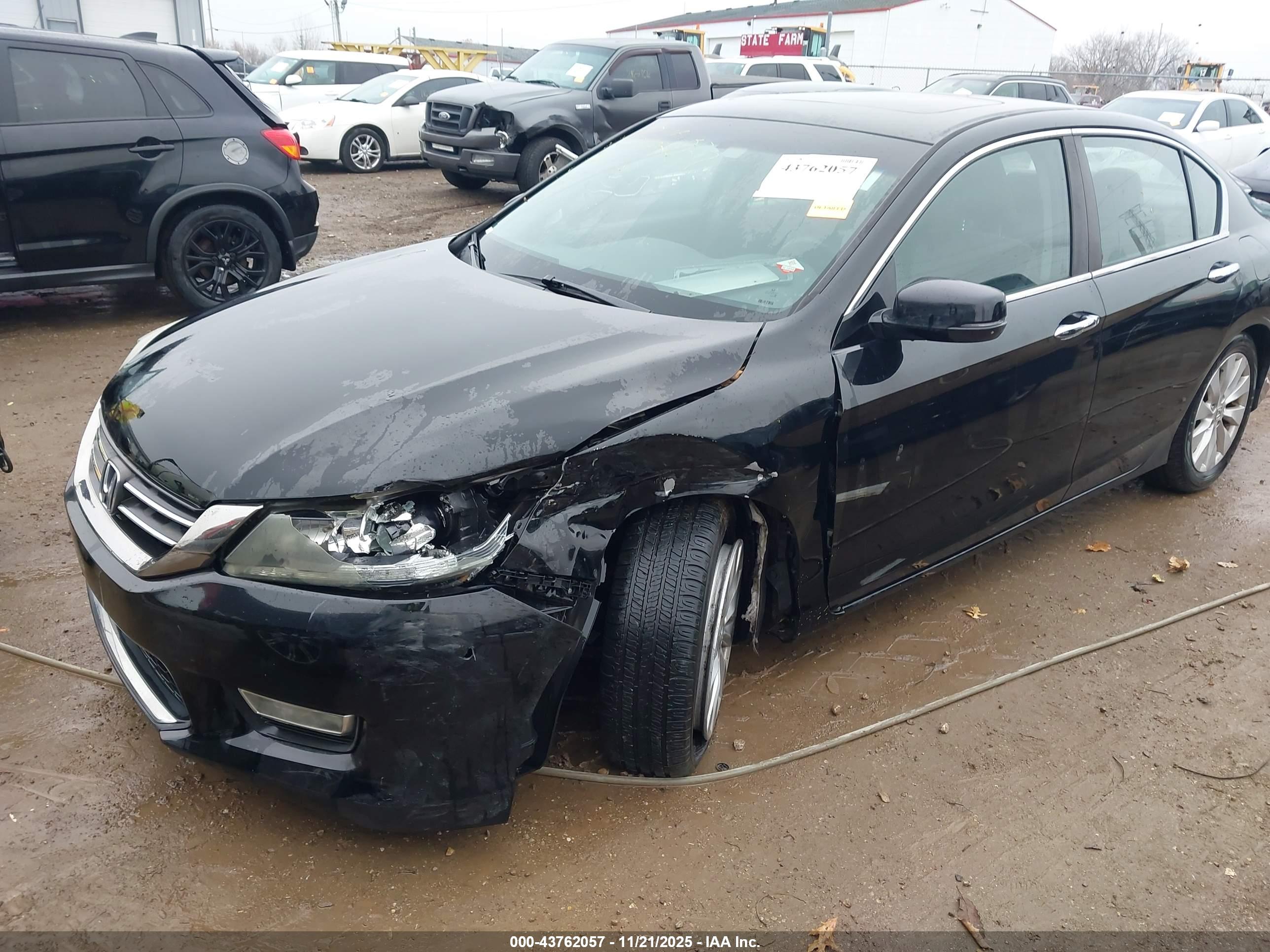 HONDA ACCORD image 6