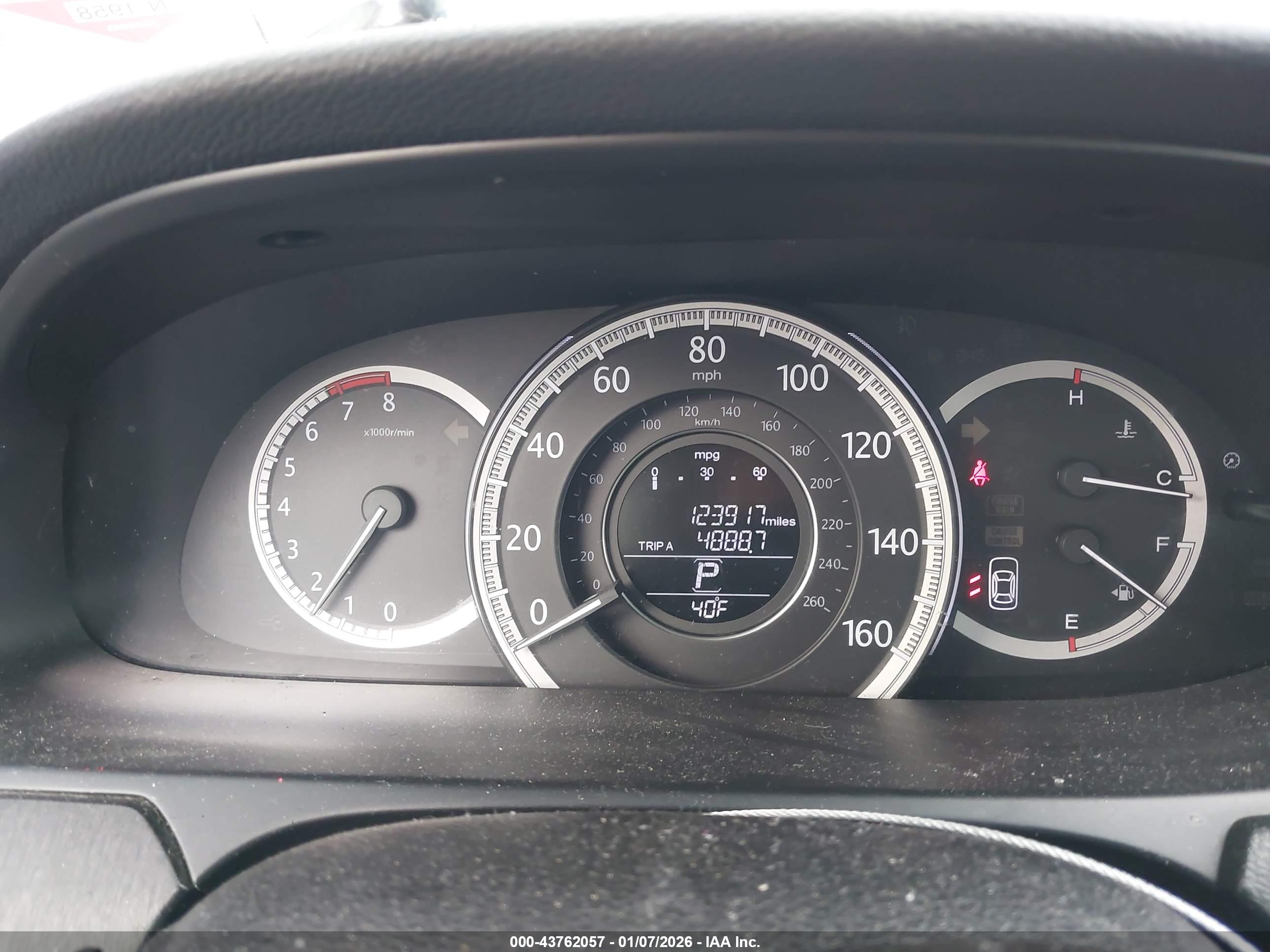 HONDA ACCORD image 7