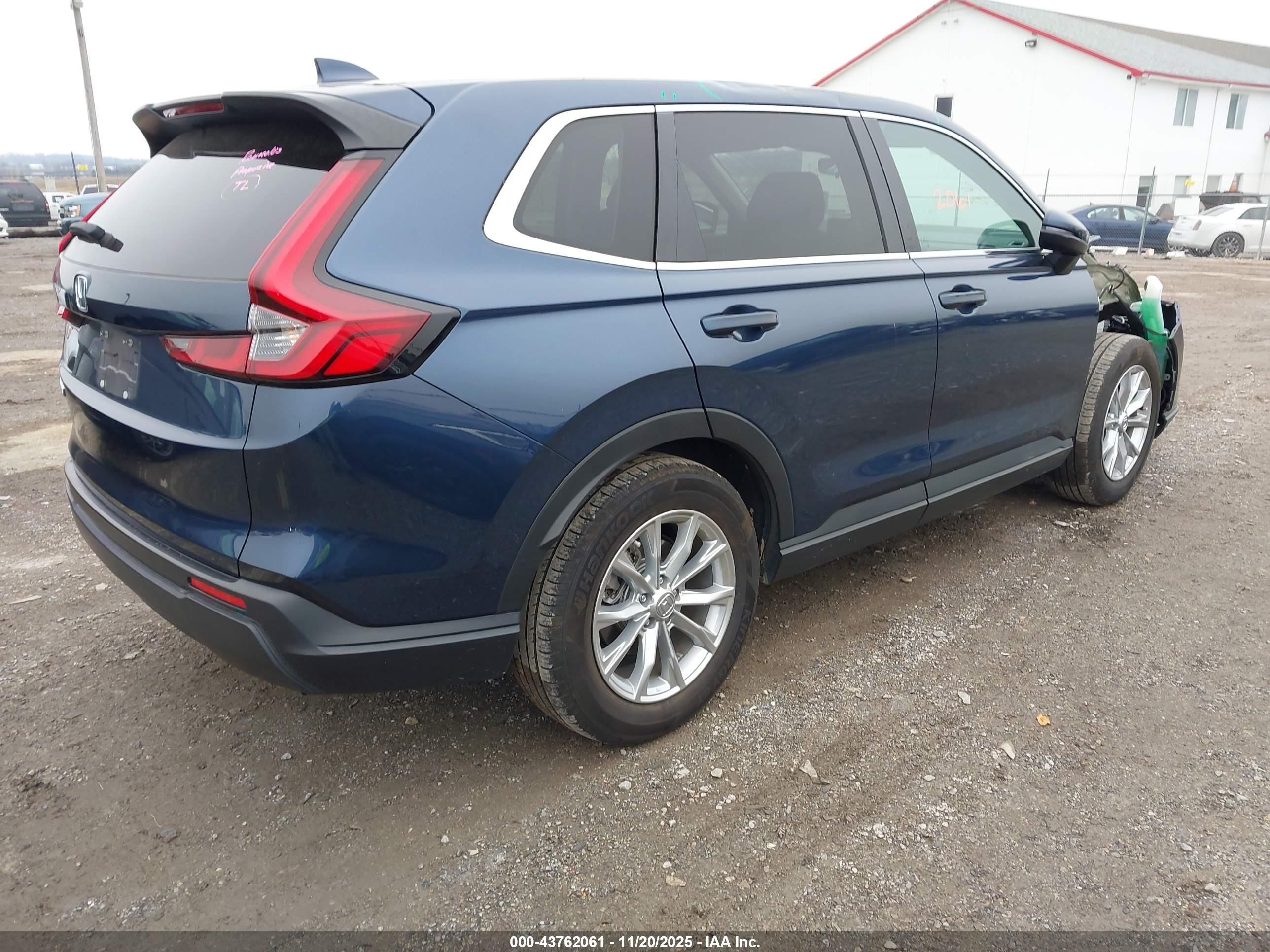 HONDA CR-V image 4