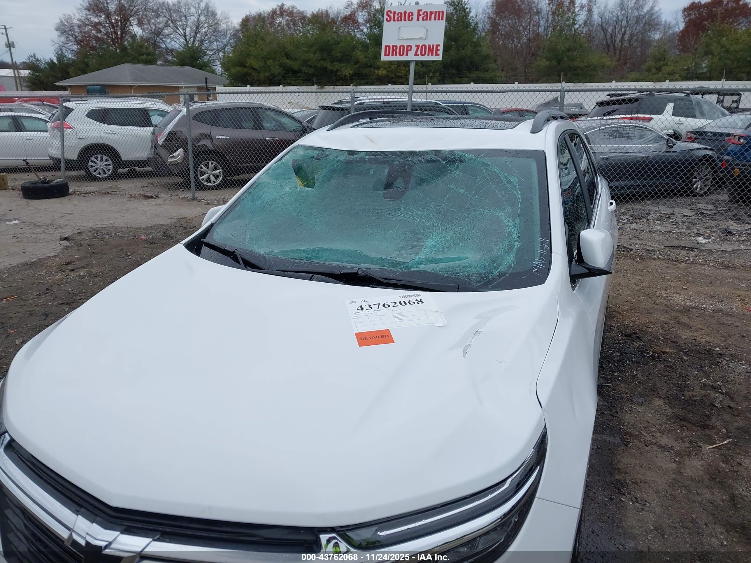 CHEVROLET EQUINOX image 6