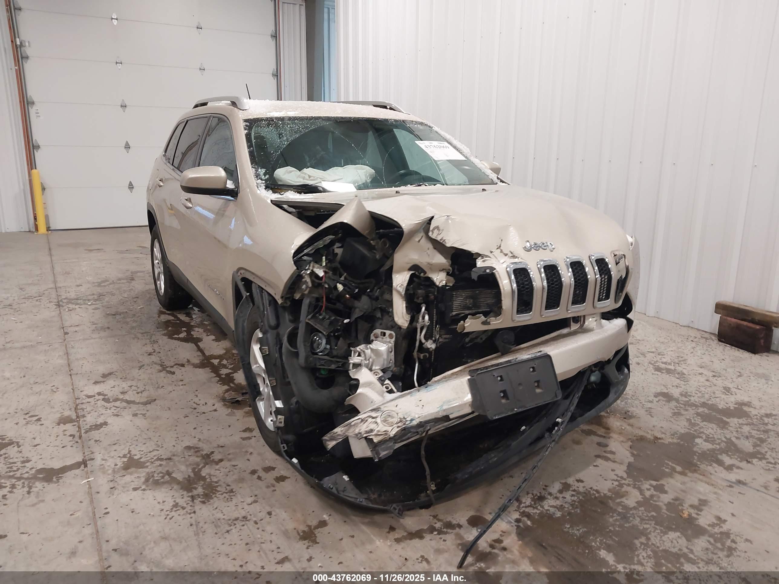 JEEP CHEROKEE image 6