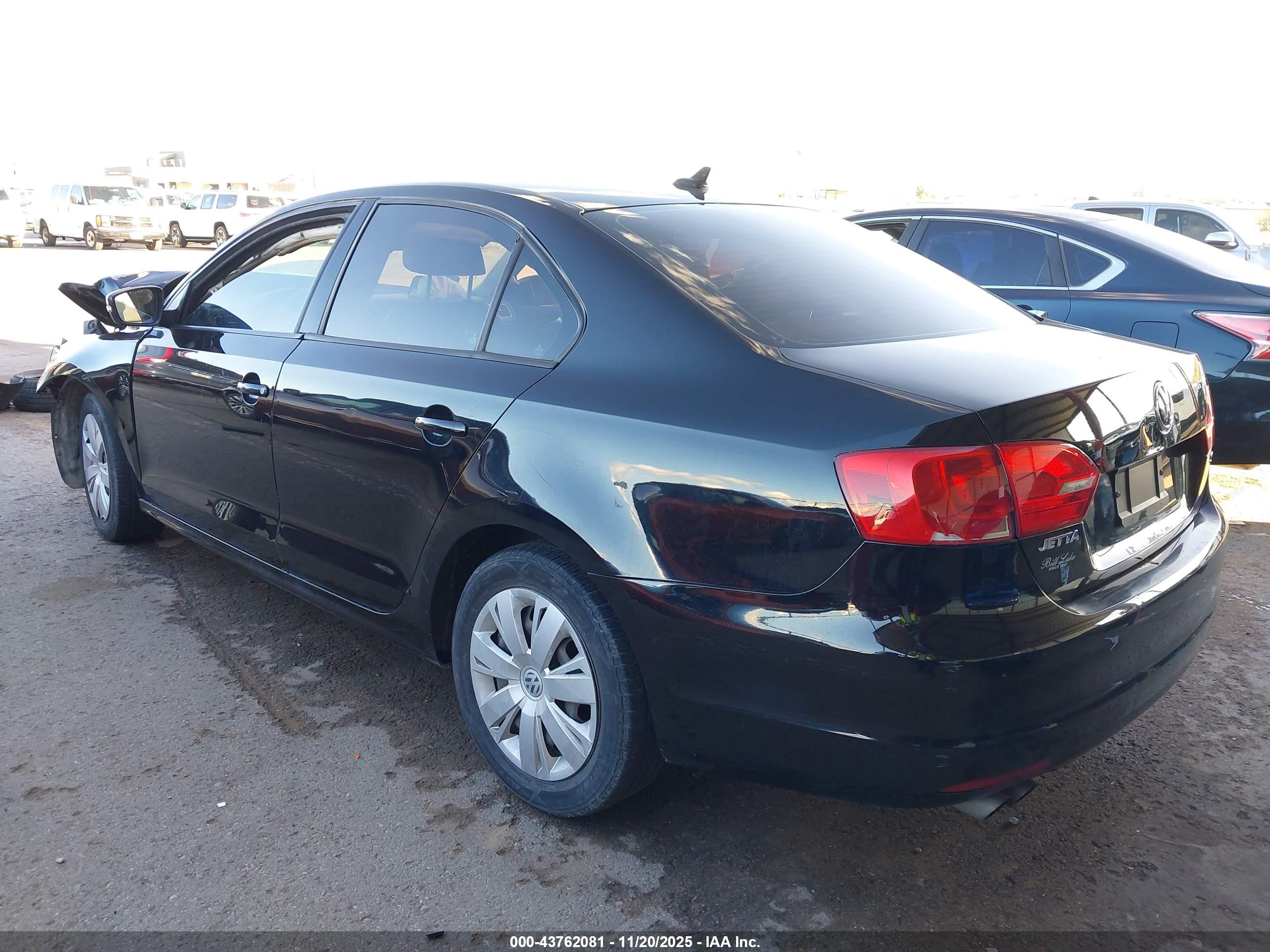 VOLKSWAGEN JETTA image 3