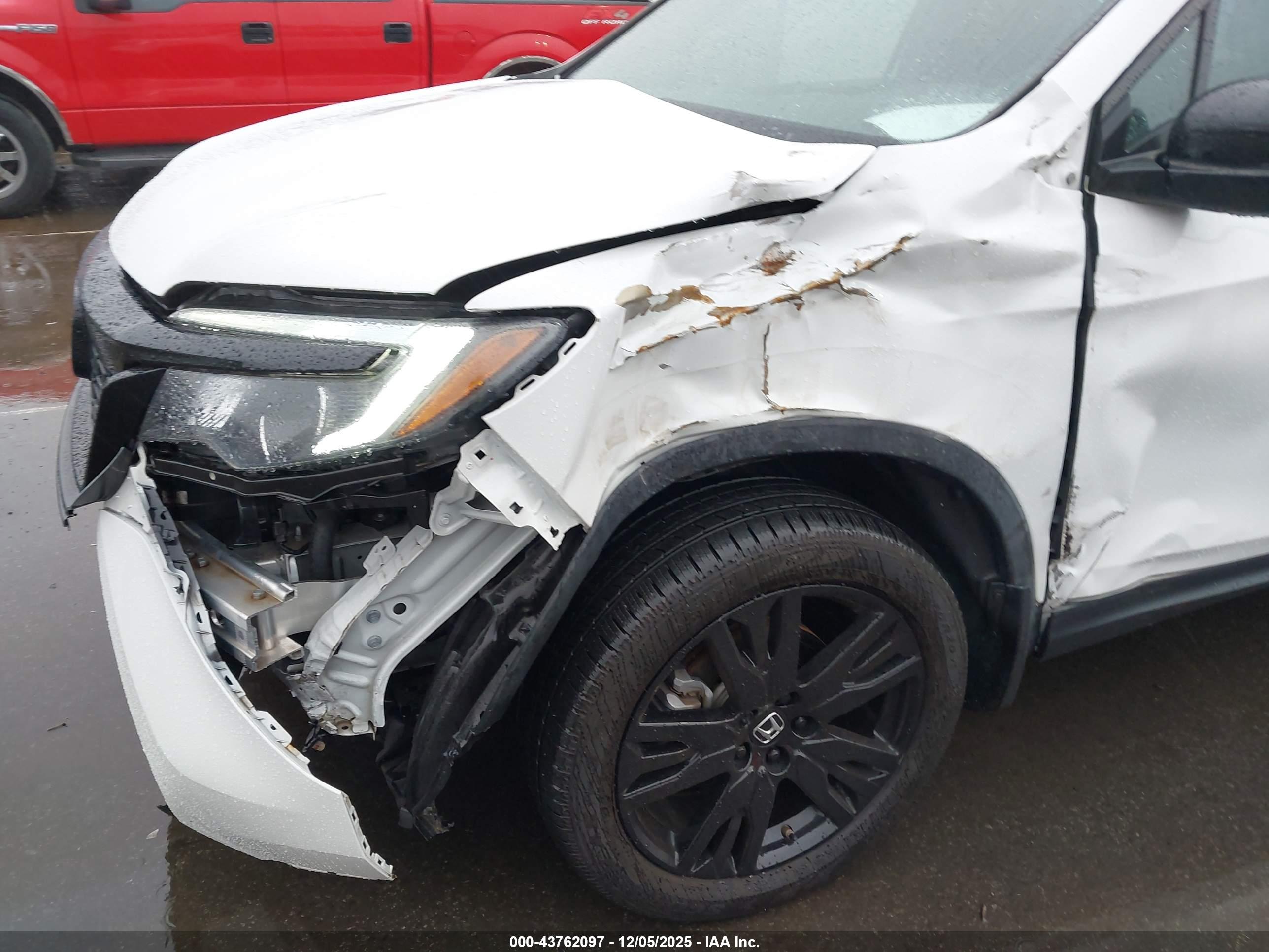 HONDA PASSPORT image 6