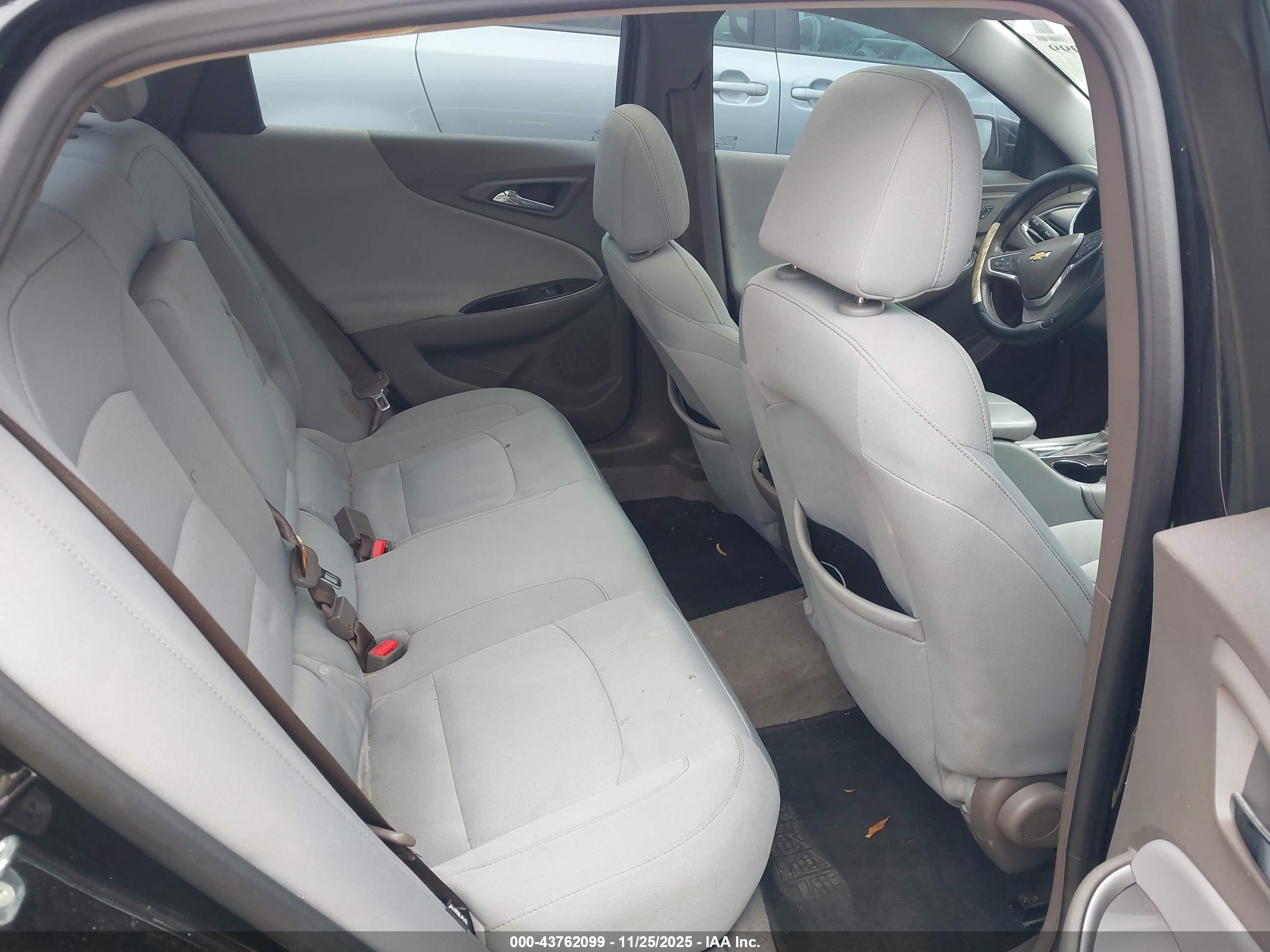 CHEVROLET MALIBU image 8