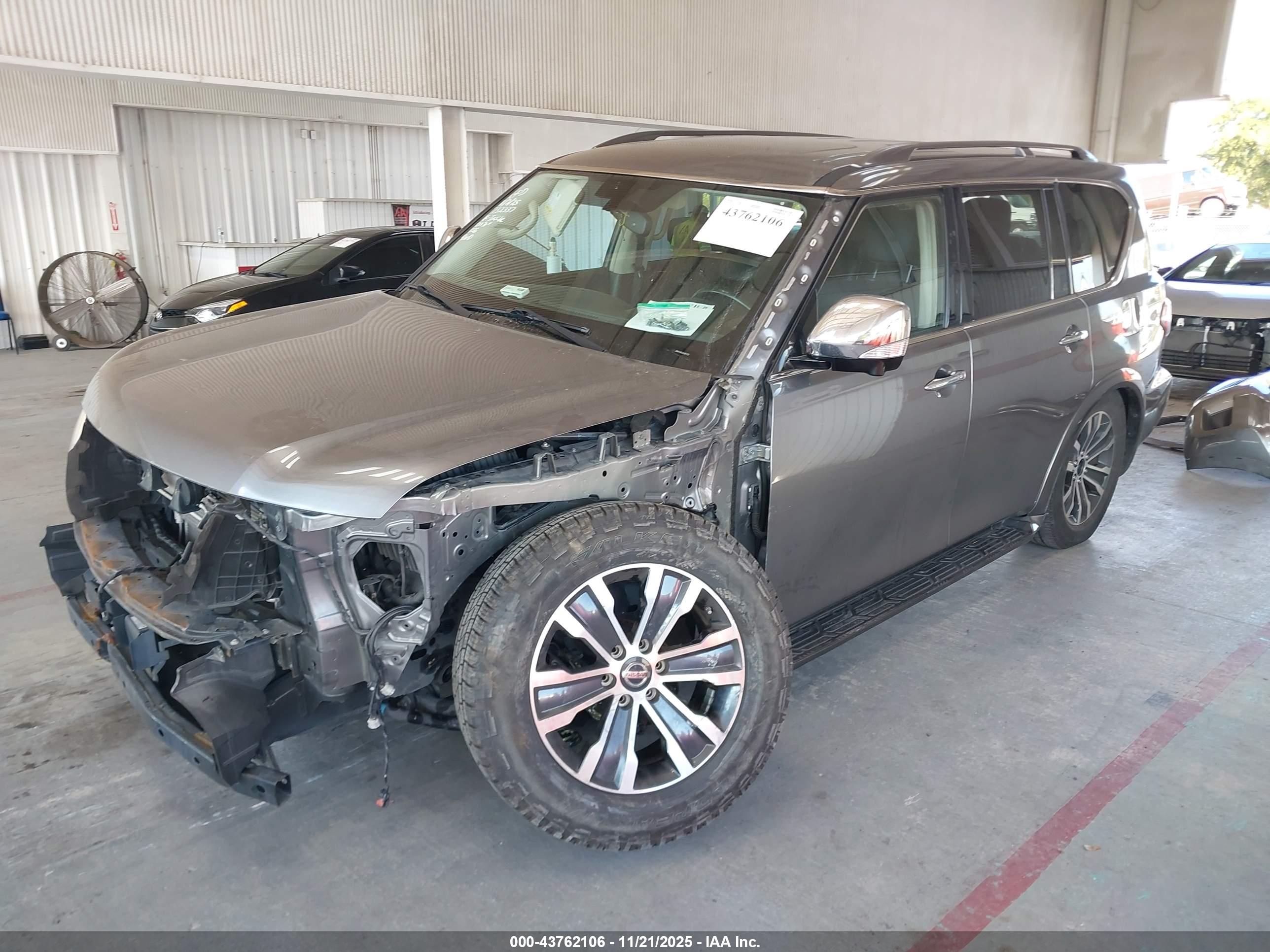 NISSAN ARMADA image 2