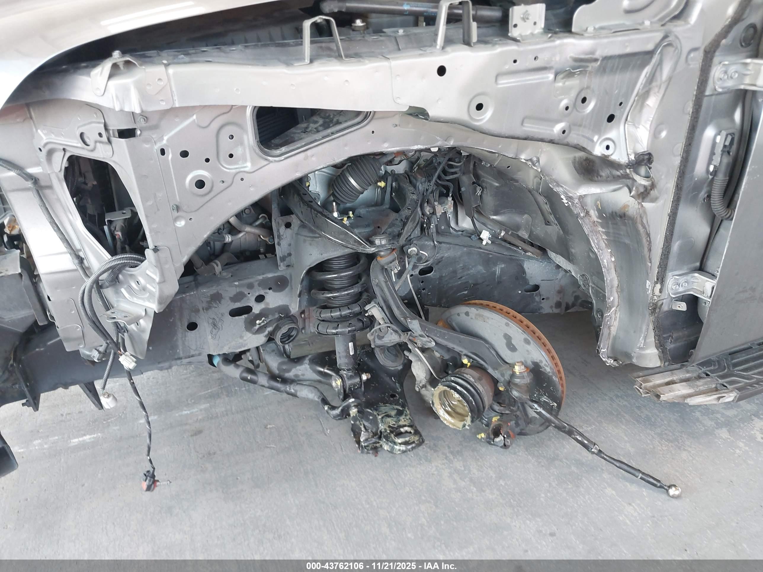 NISSAN ARMADA image 6
