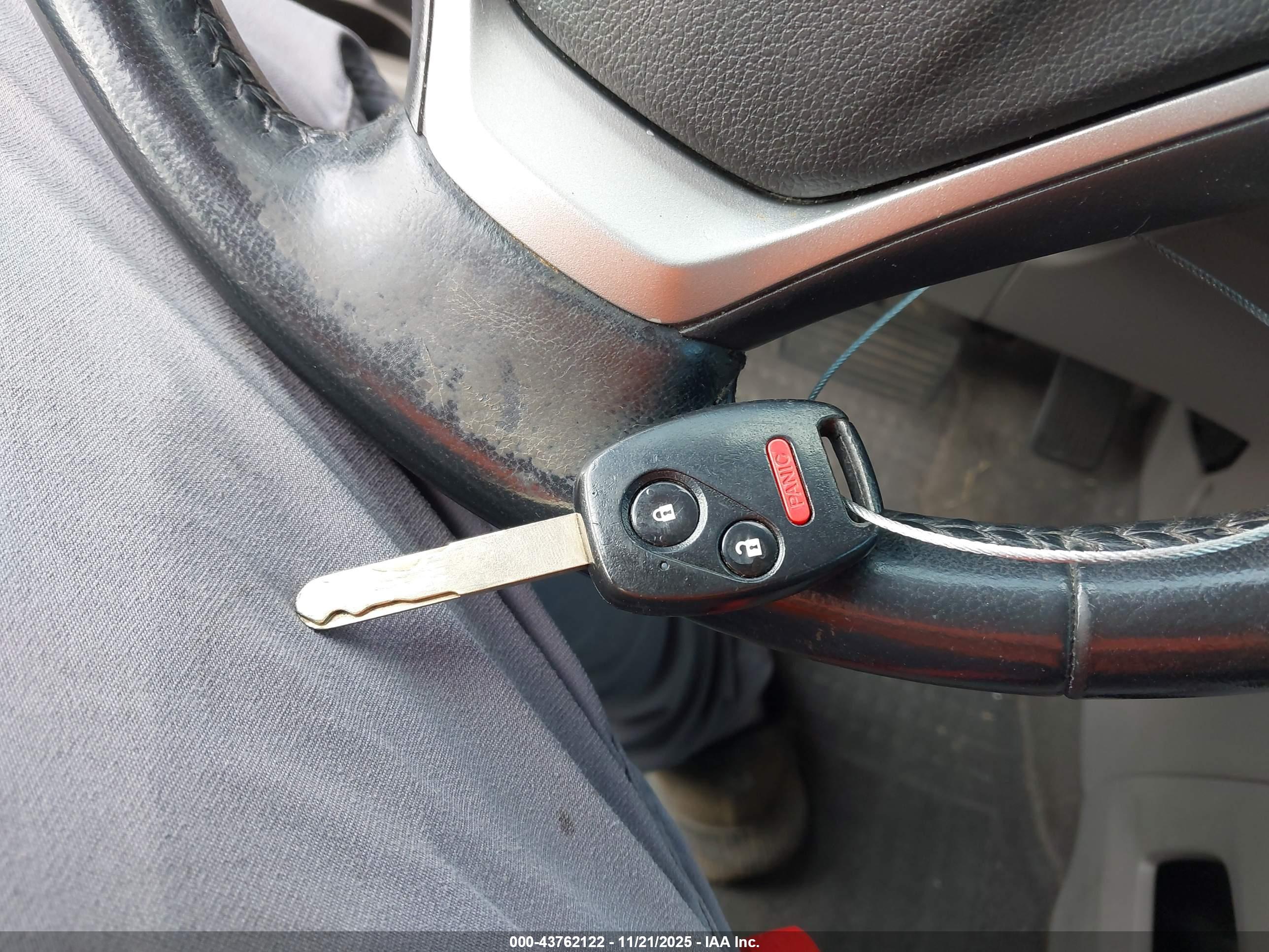 HONDA CR-V image 11