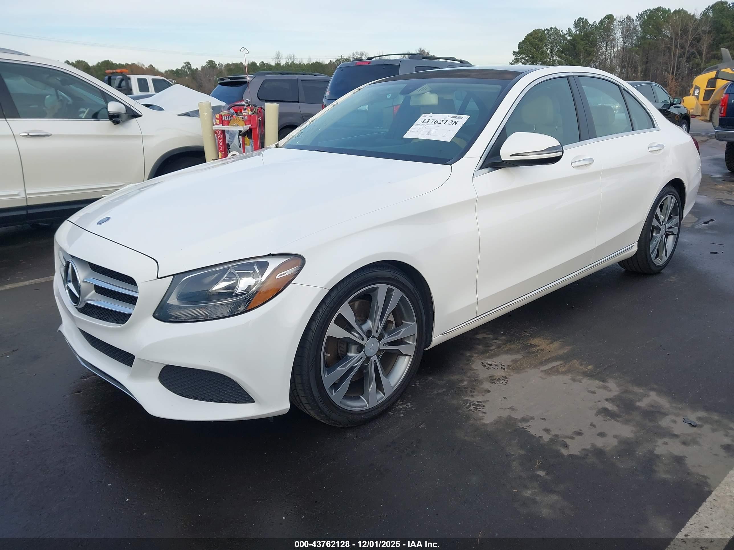 MERCEDES-BENZ C image 2