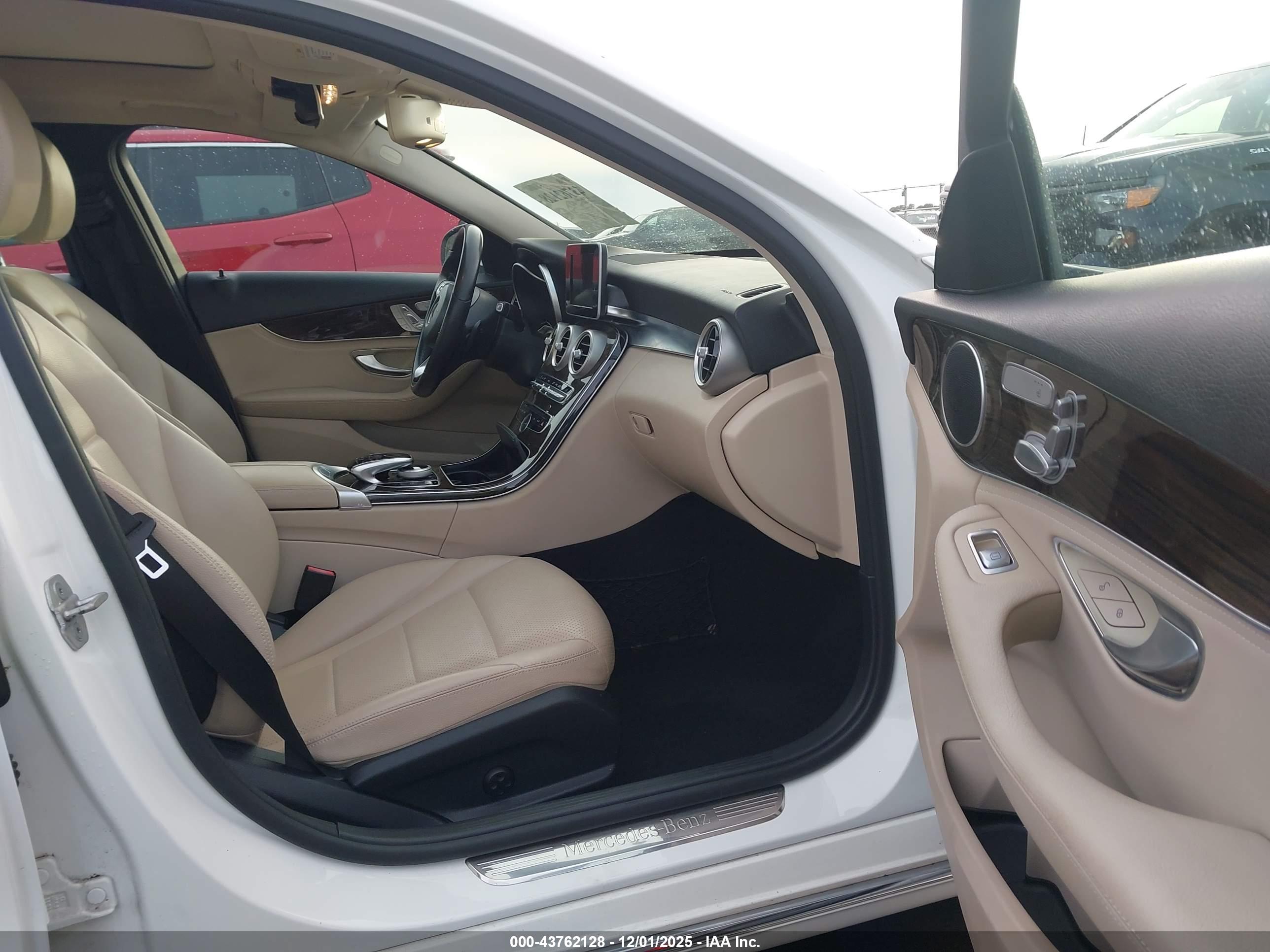 MERCEDES-BENZ C image 5