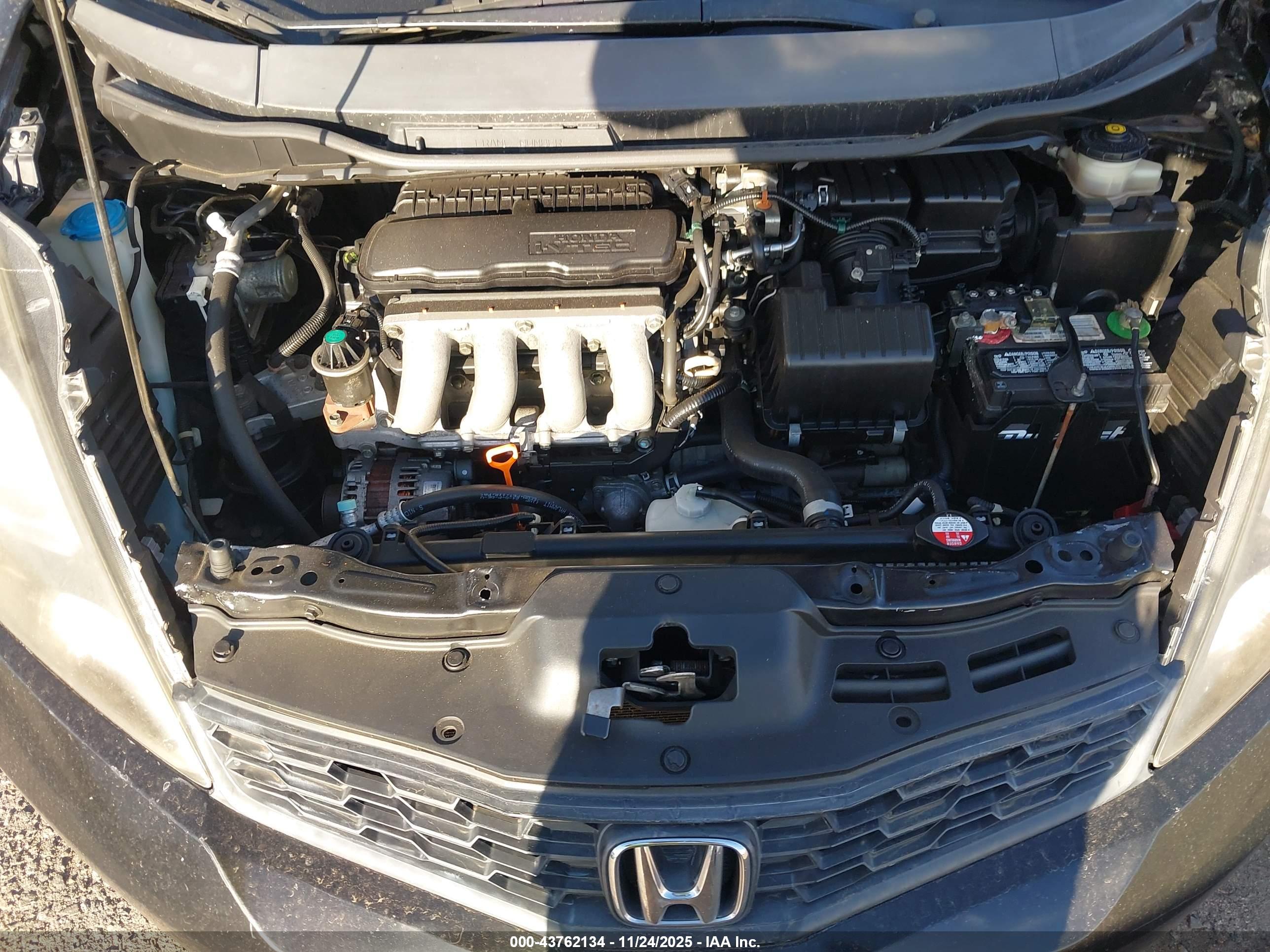 HONDA FIT image 10