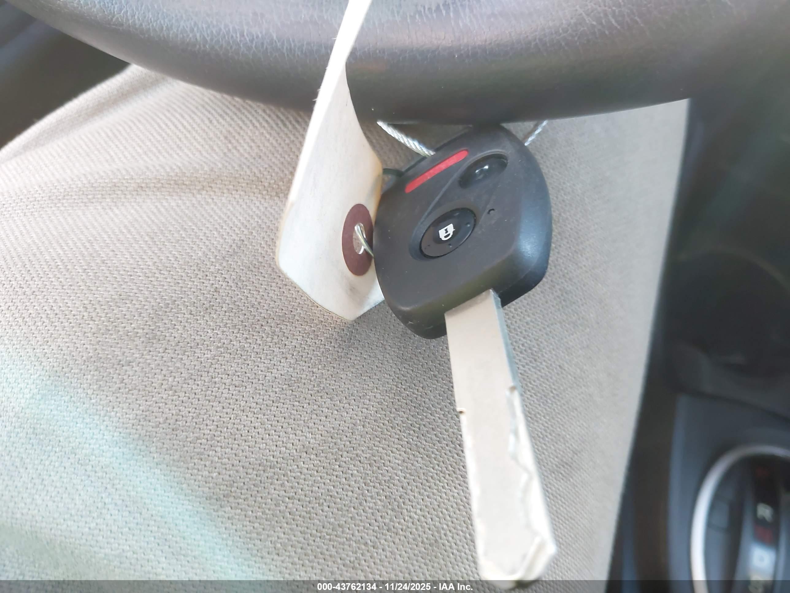 HONDA FIT image 11