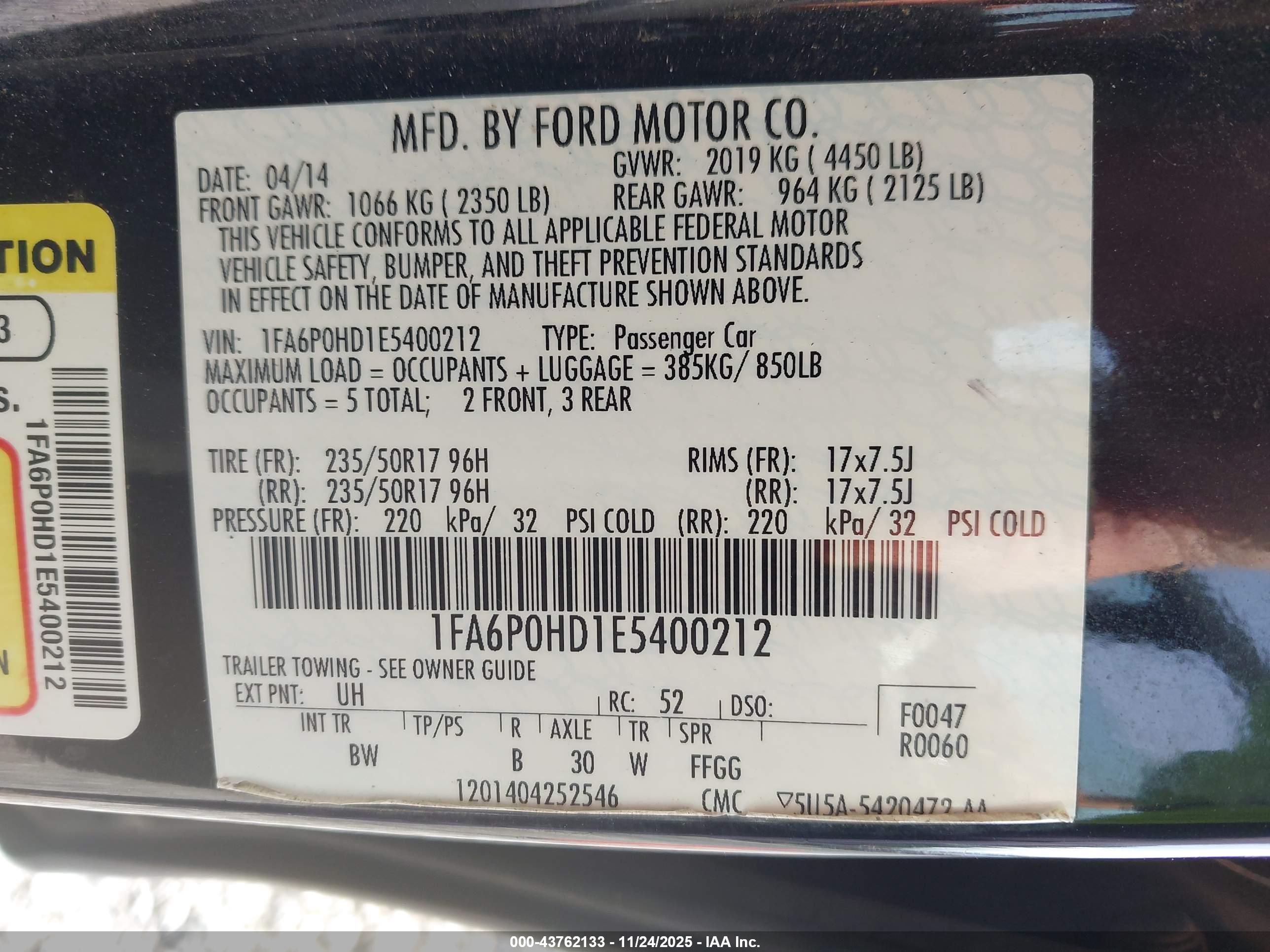 FORD FUSION image 9