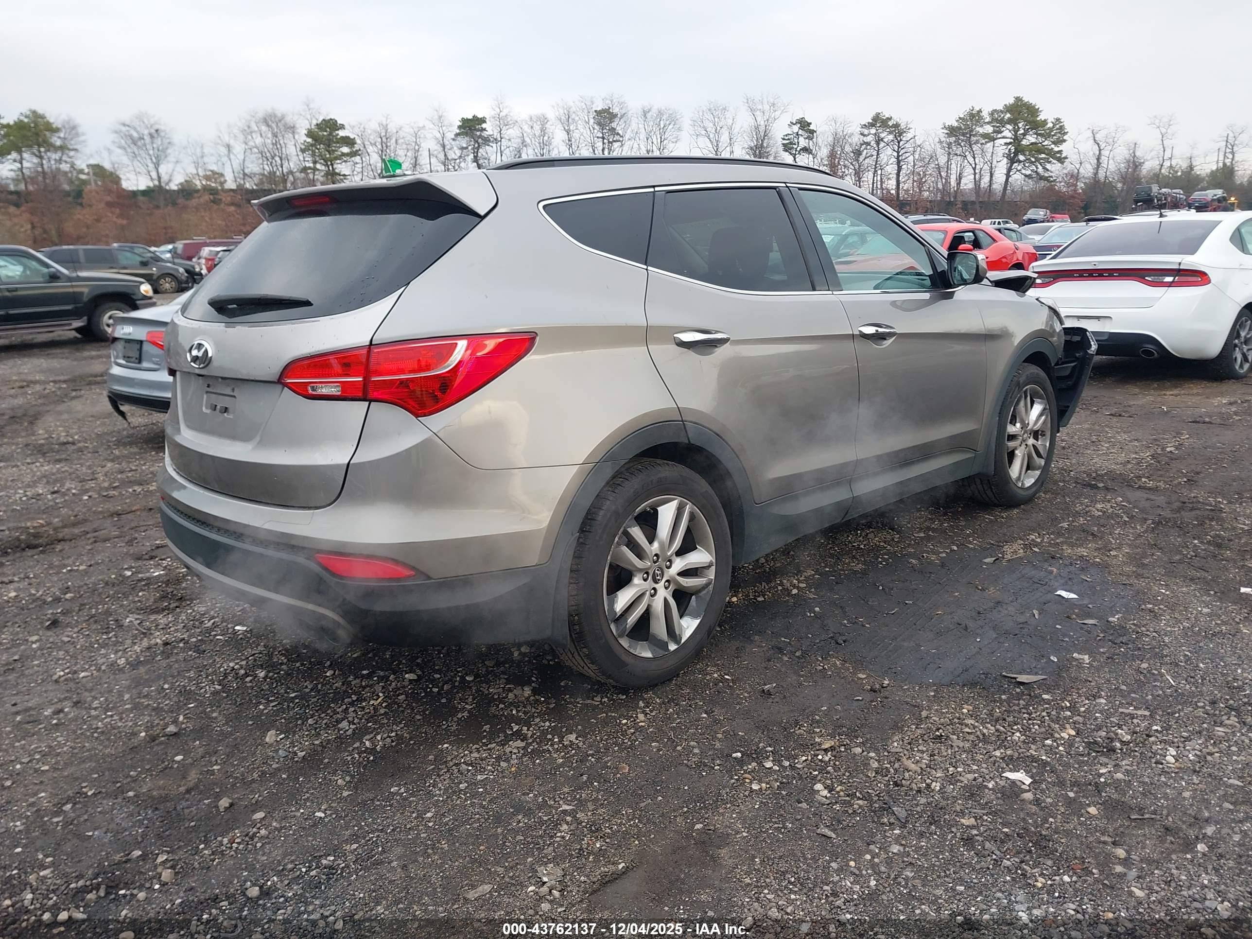 HYUNDAI SANTA image 4
