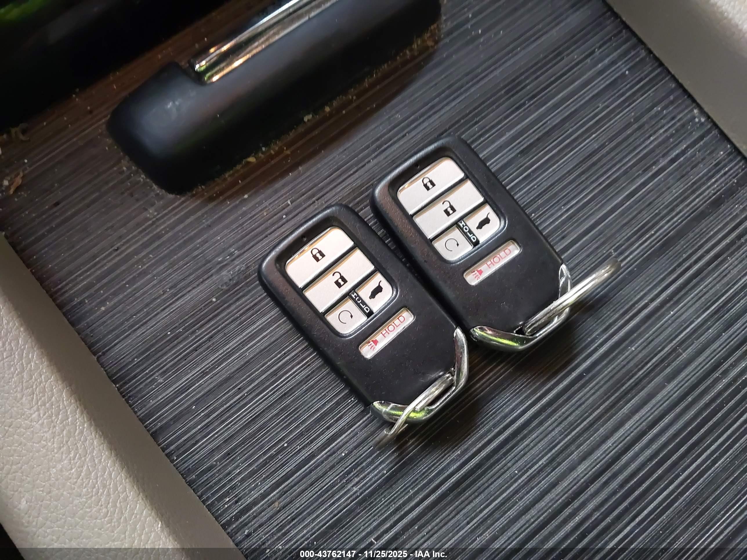 HONDA PILOT image 11