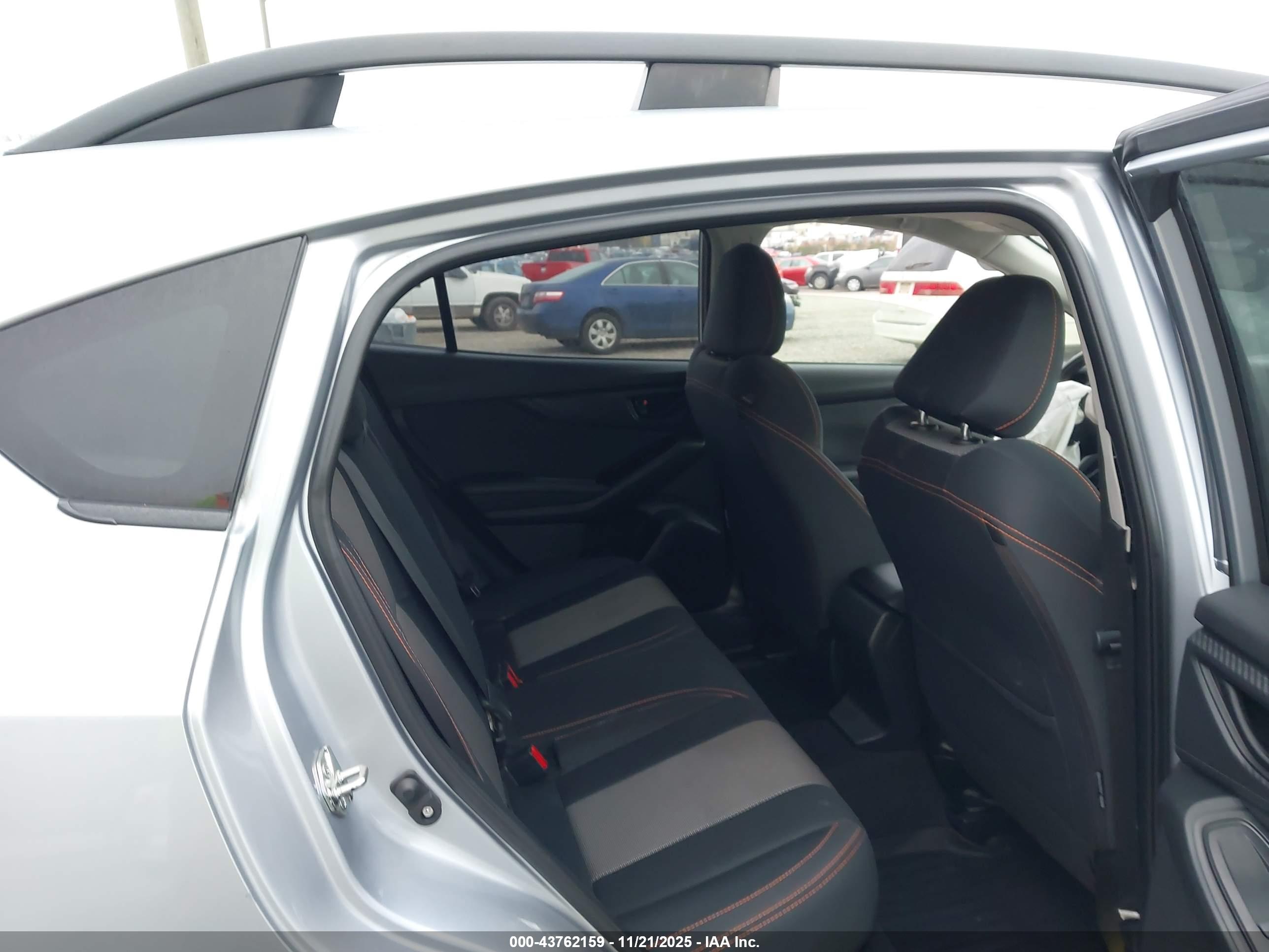 SUBARU CROSSTREK image 8
