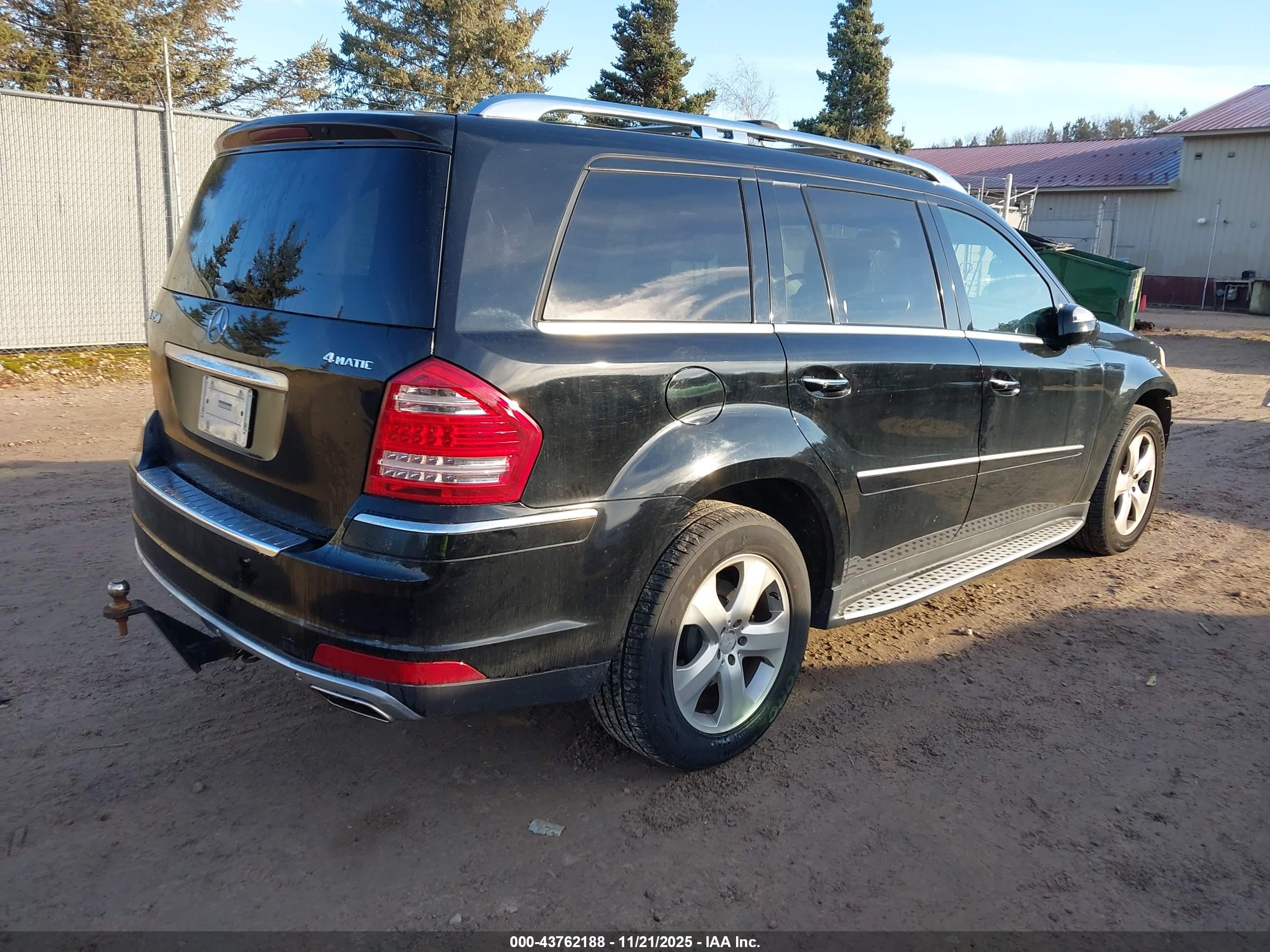 MERCEDES-BENZ GL image 4