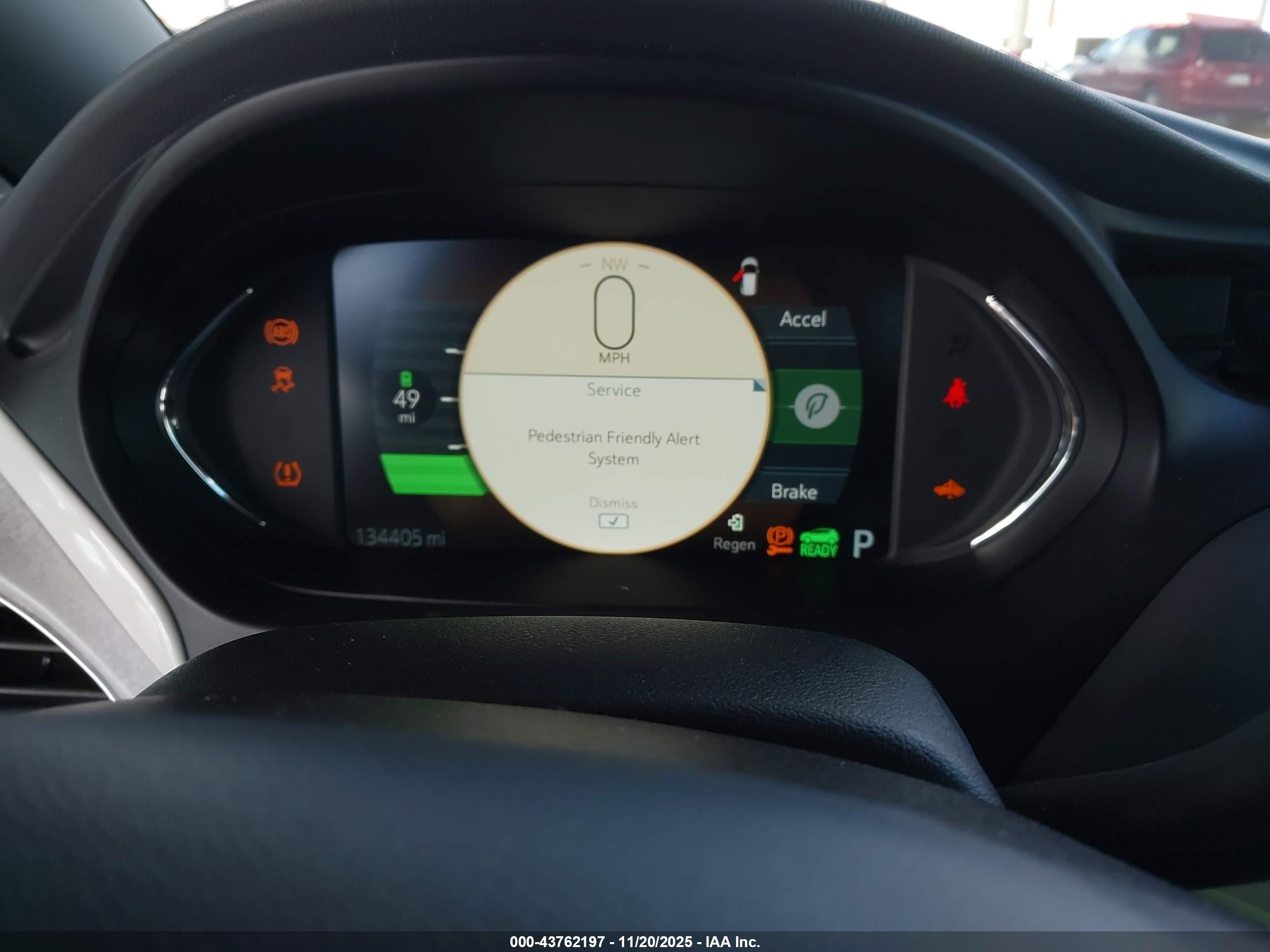 CHEVROLET BOLT image 7