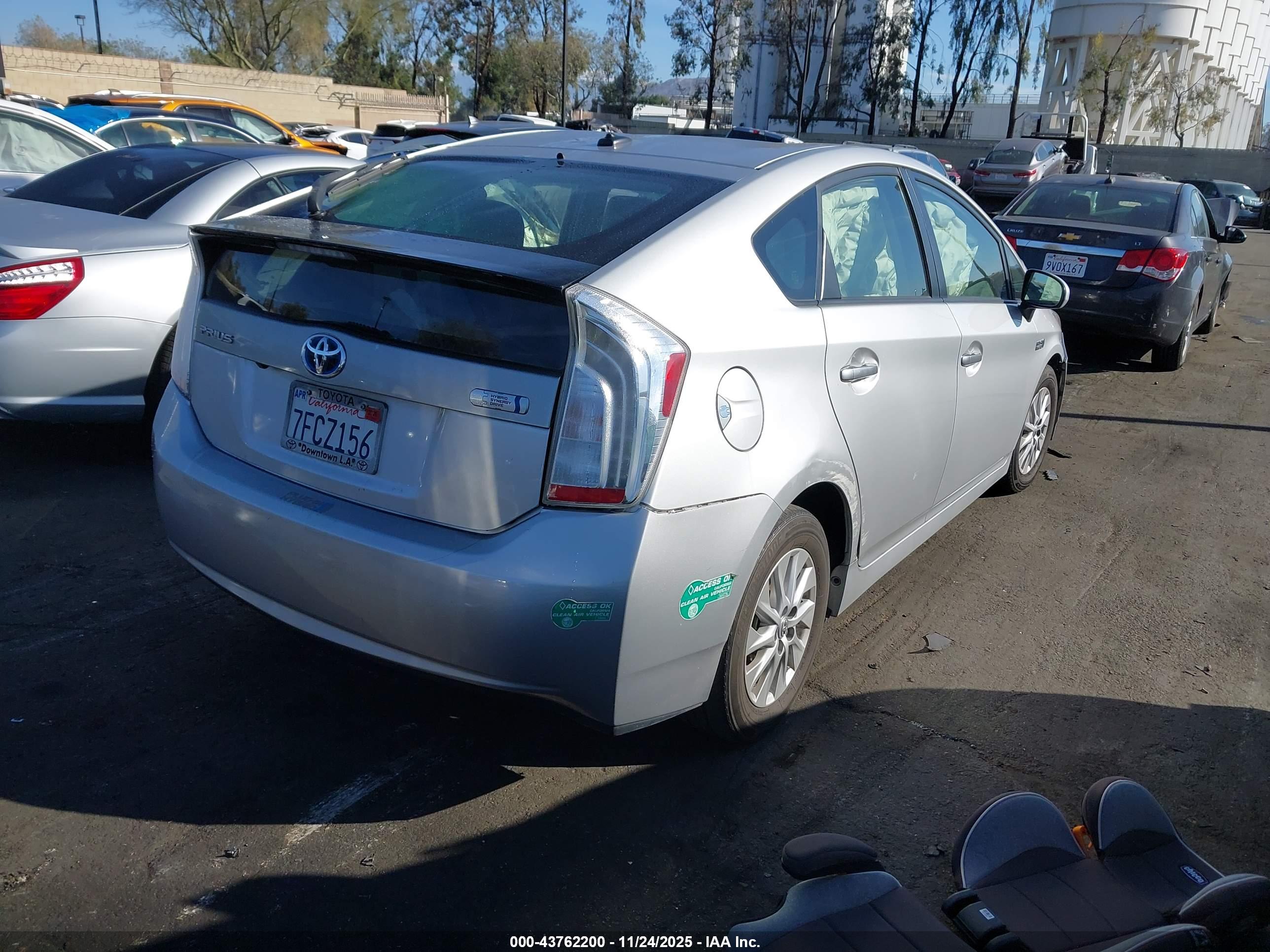TOYOTA PRIUS image 4