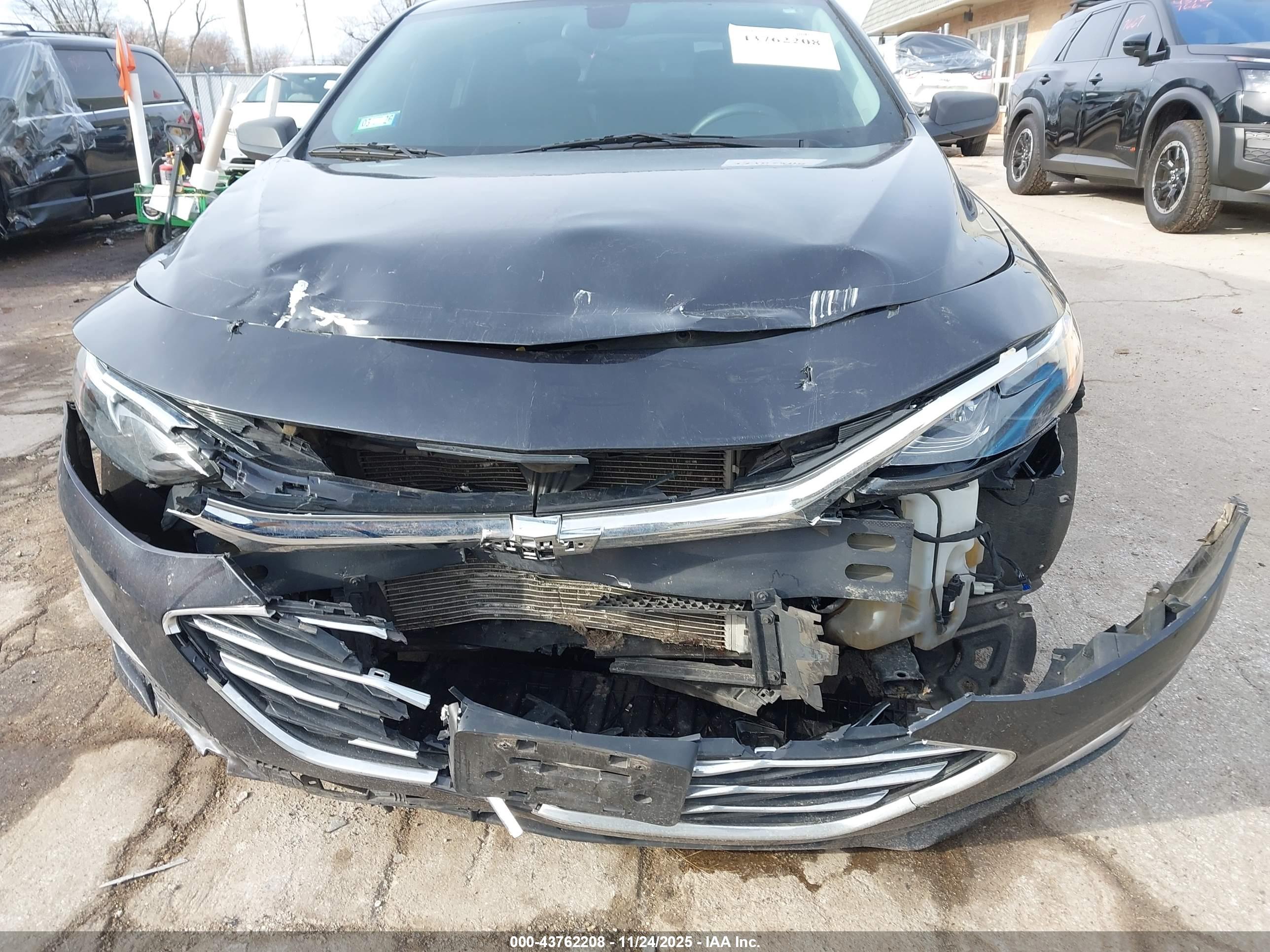 CHEVROLET MALIBU image 6