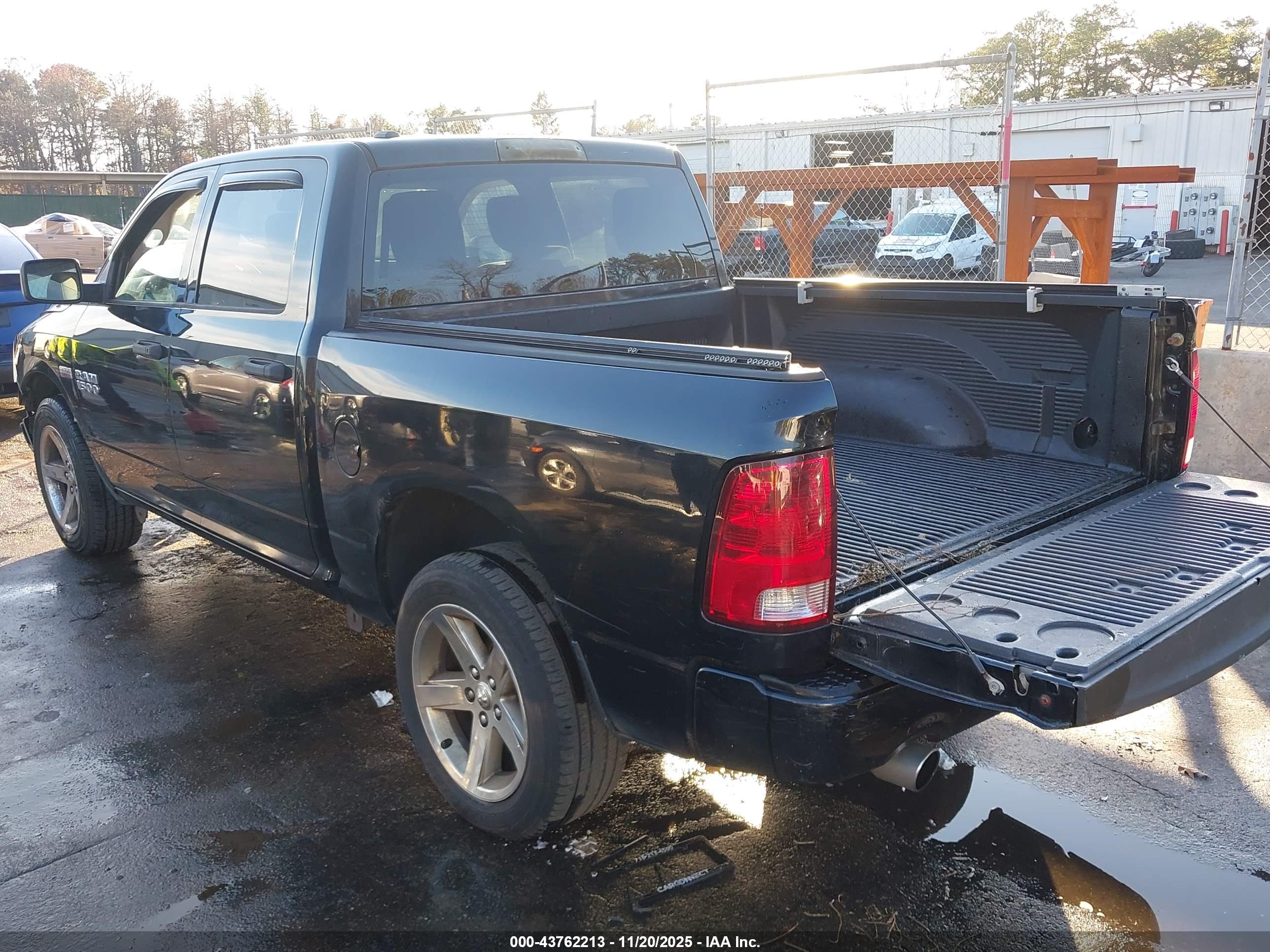 RAM 1500 image 3