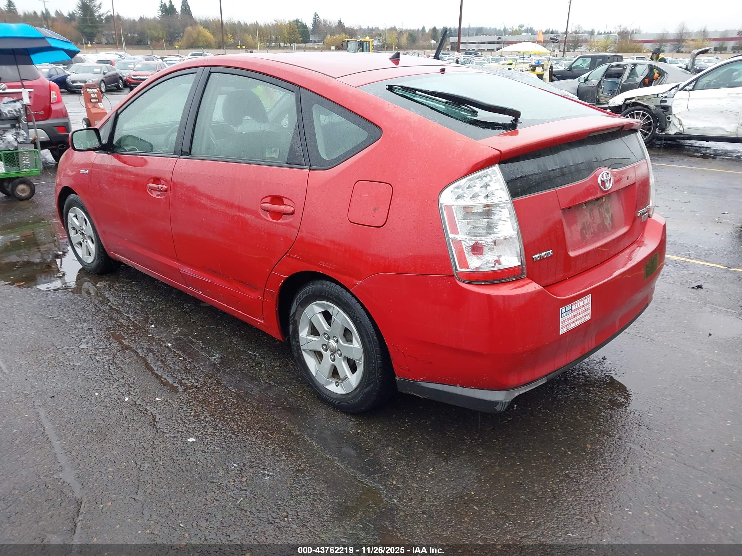 TOYOTA PRIUS image 3