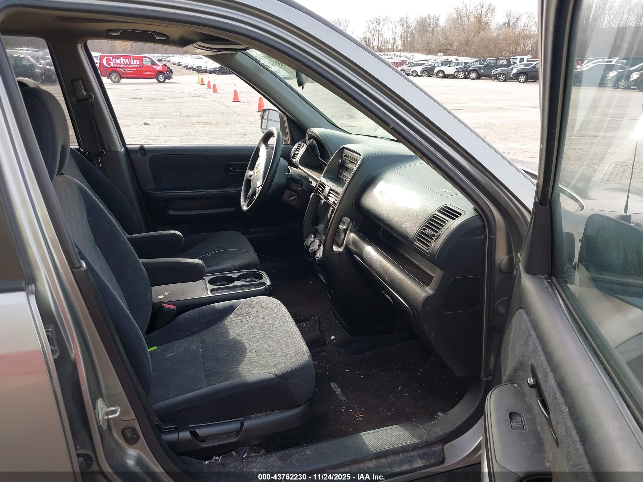 HONDA CR-V image 5