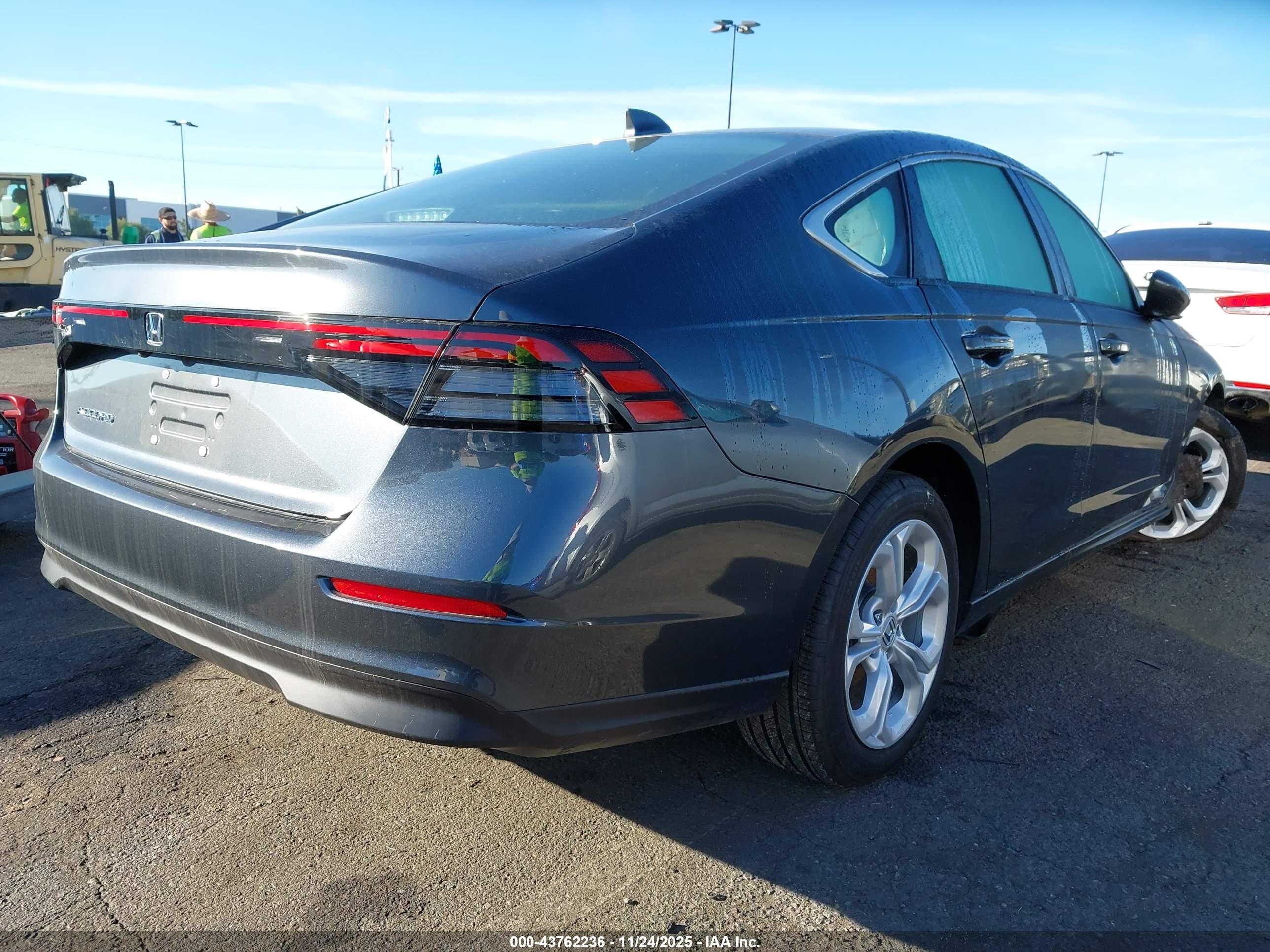 HONDA ACCORD image 4