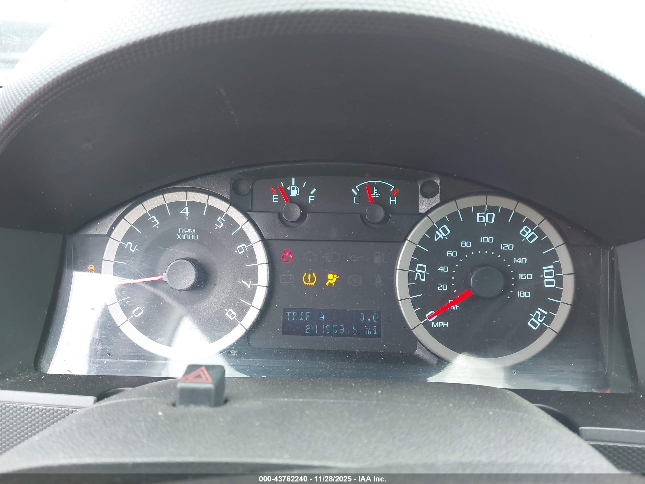 FORD ESCAPE image 7