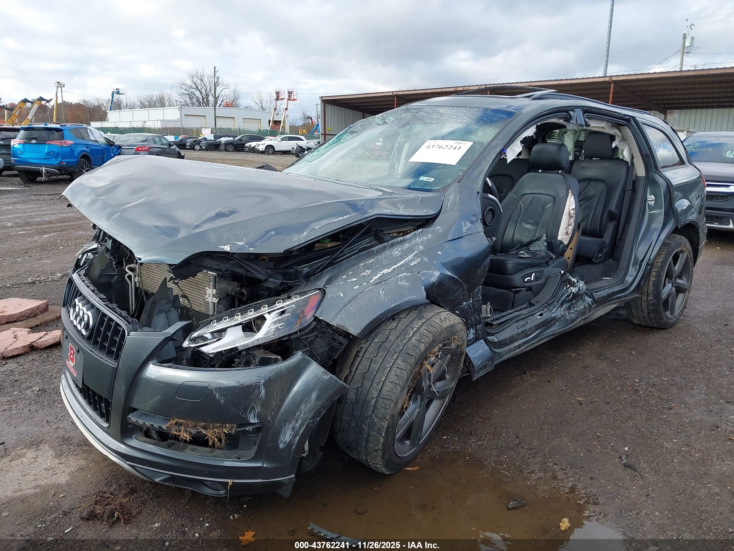 AUDI Q7 image 2