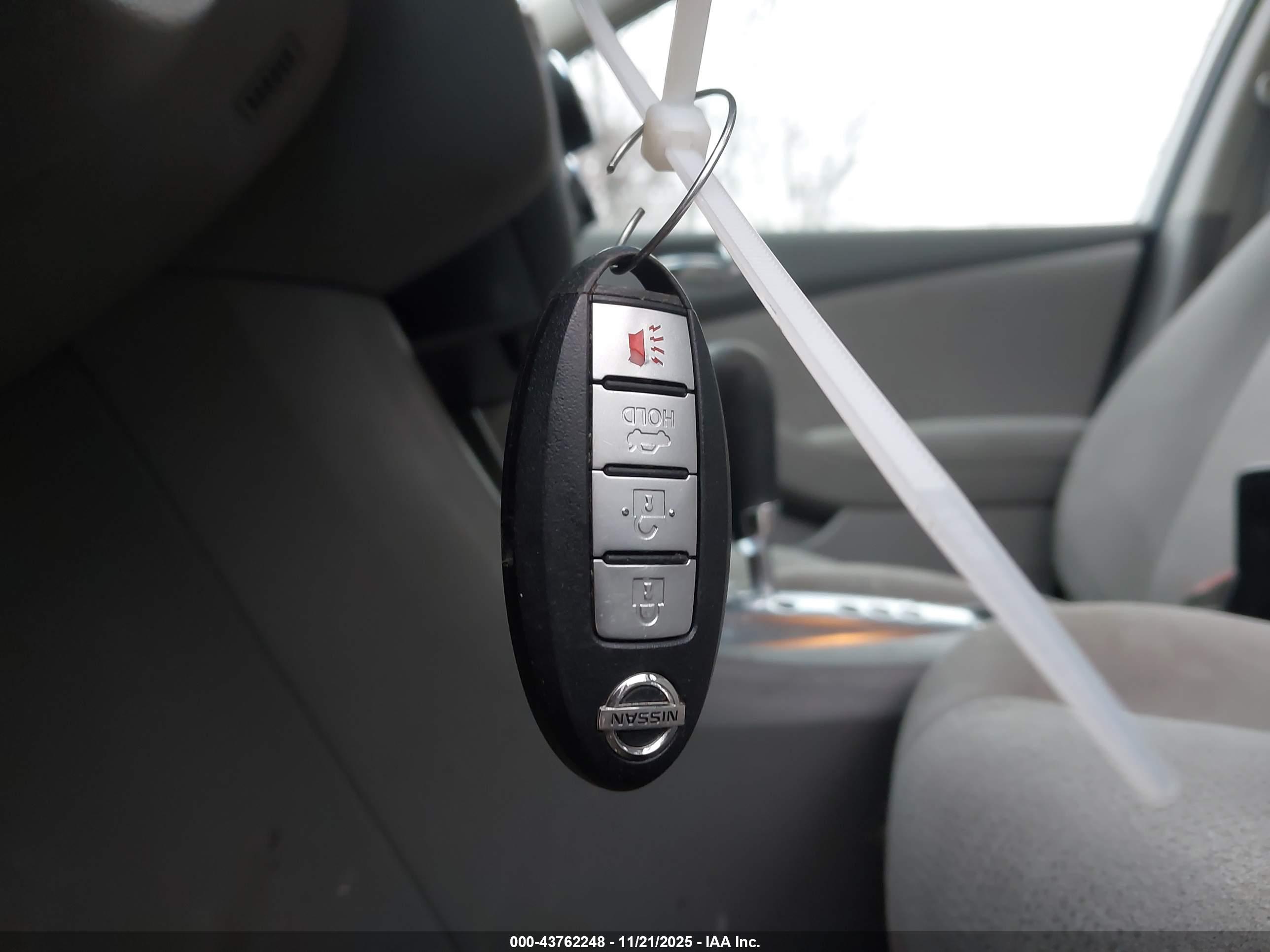 NISSAN ALTIMA image 11
