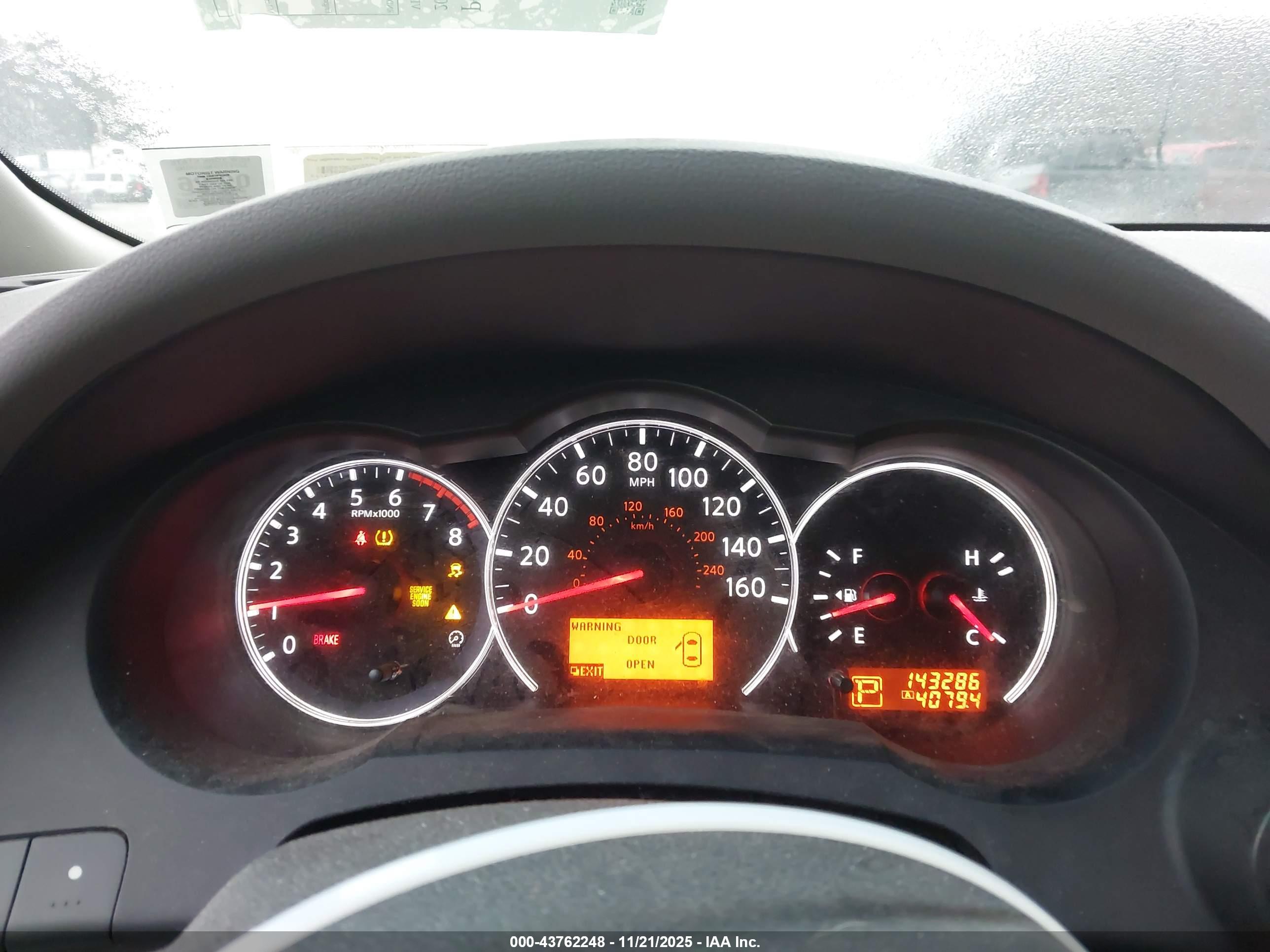 NISSAN ALTIMA image 7
