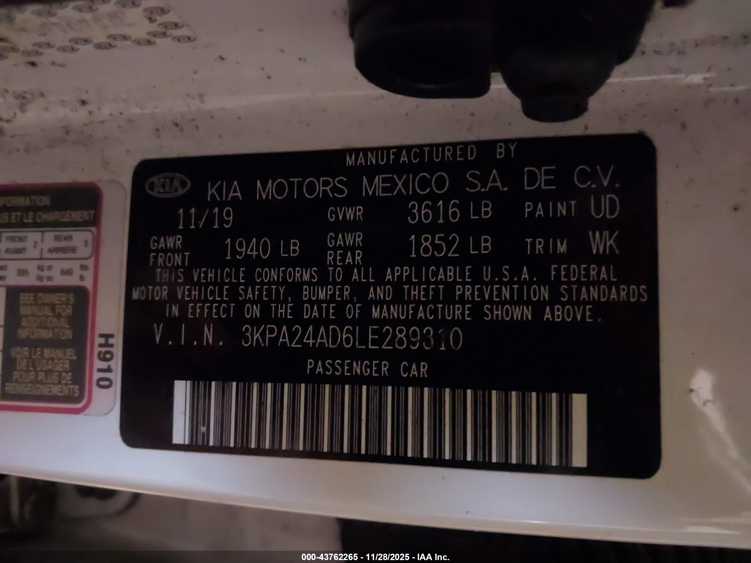 KIA RIO image 9
