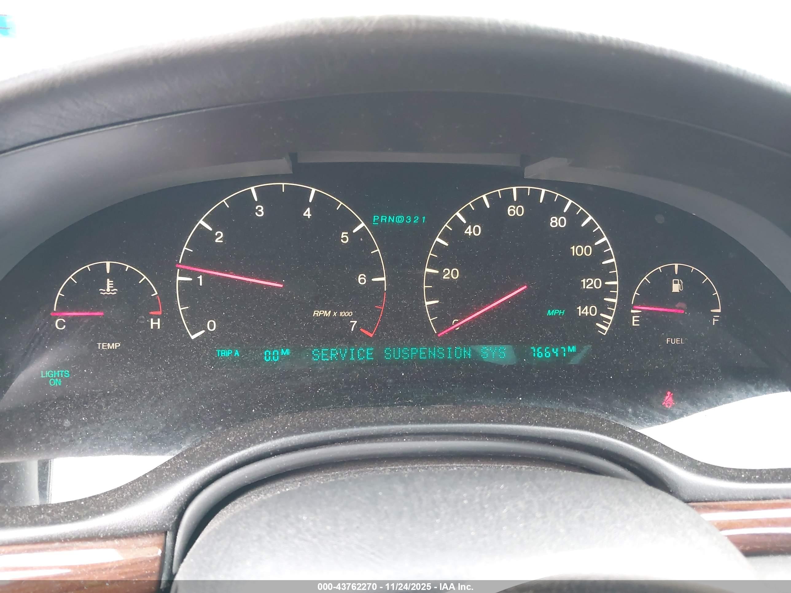 CADILLAC SEVILLE image 7