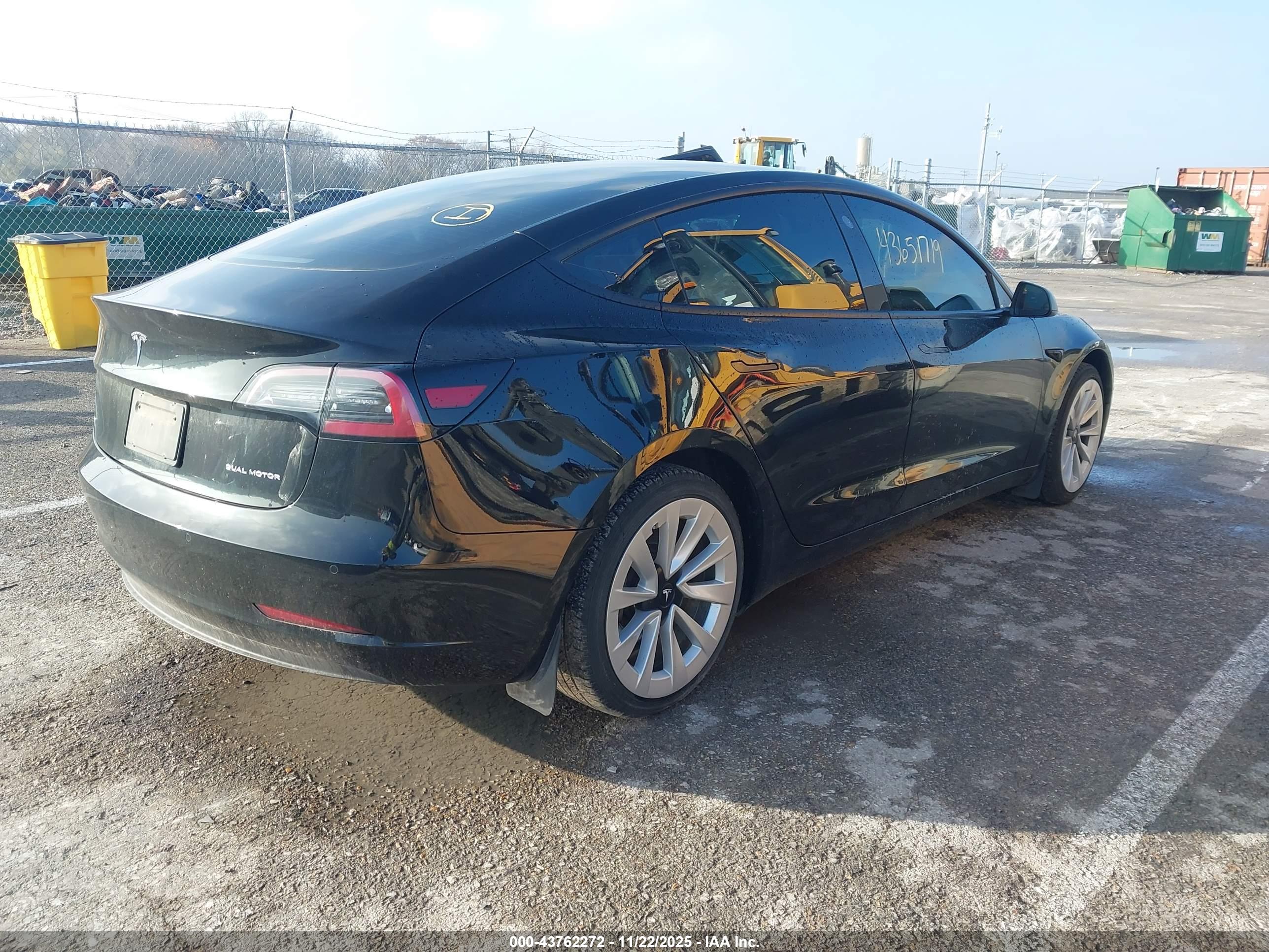 TESLA MODEL image 4