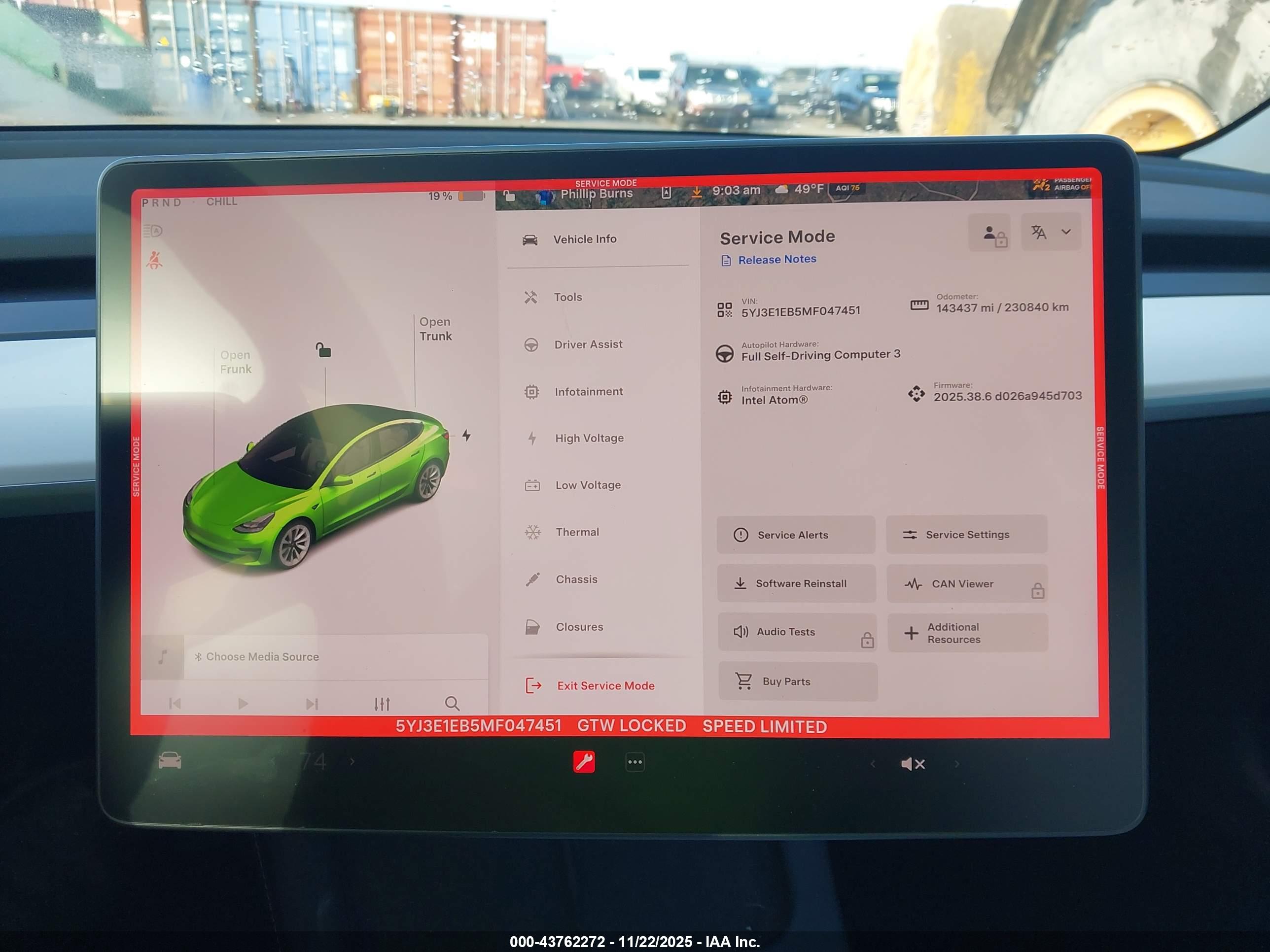 TESLA MODEL image 7