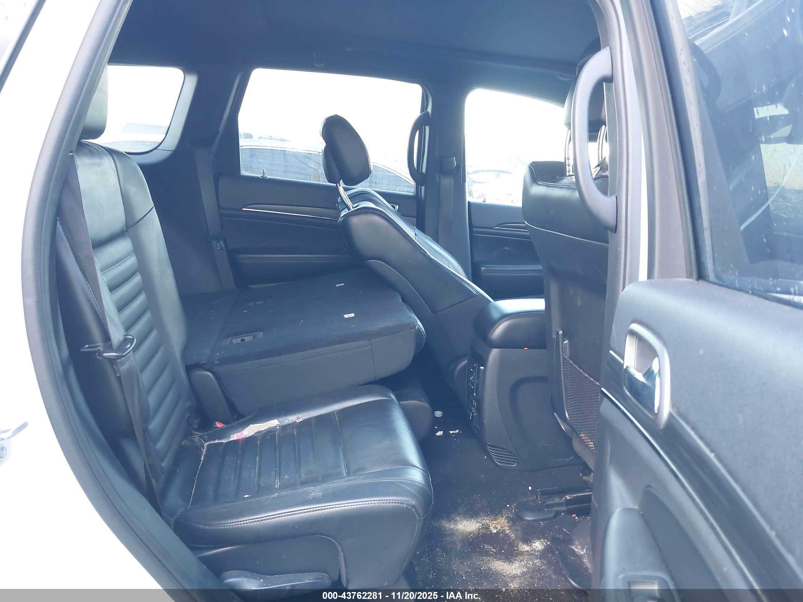 JEEP GRAND image 8